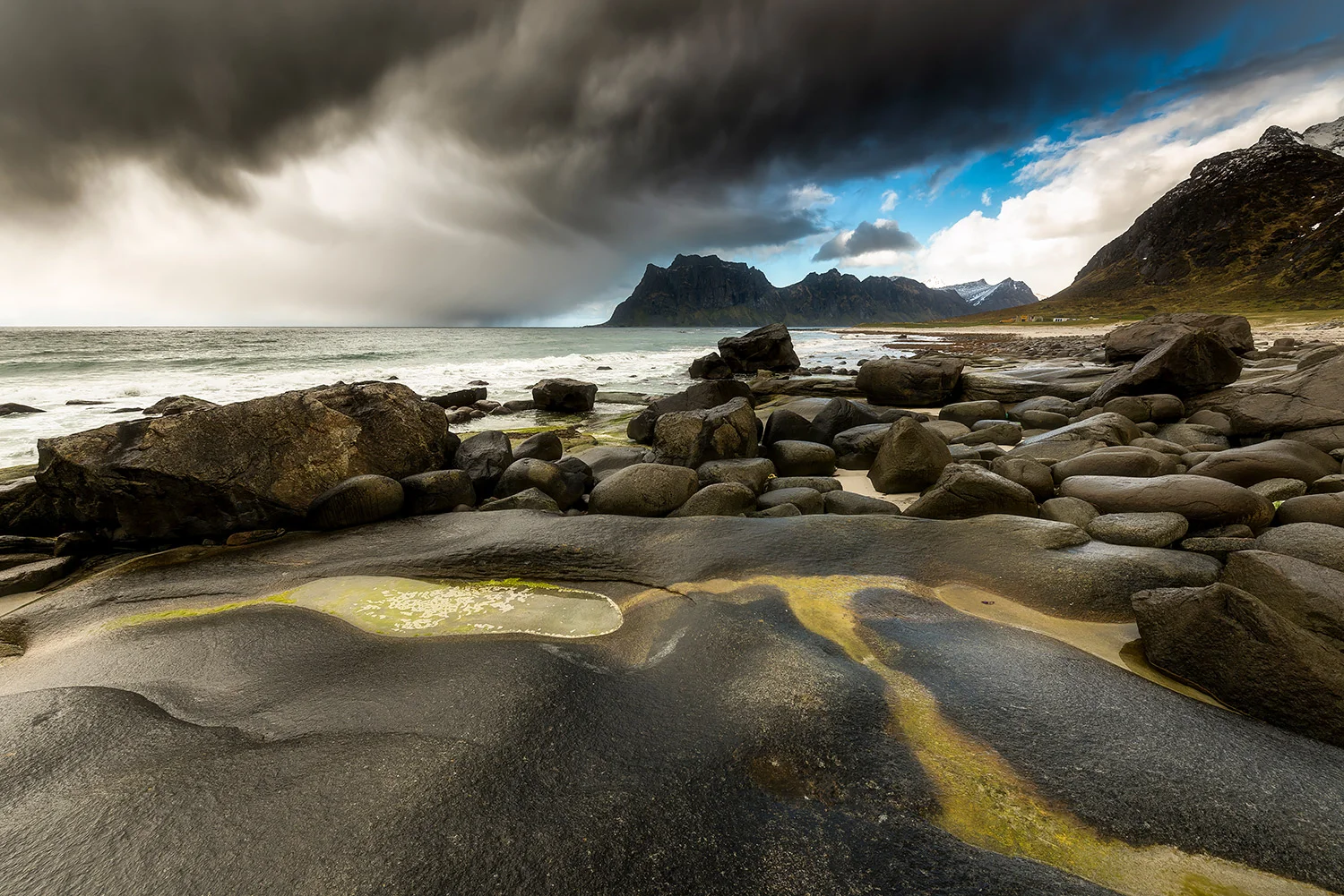 UTTAKLEIV BEACH - LOFOTEN - NORWAY