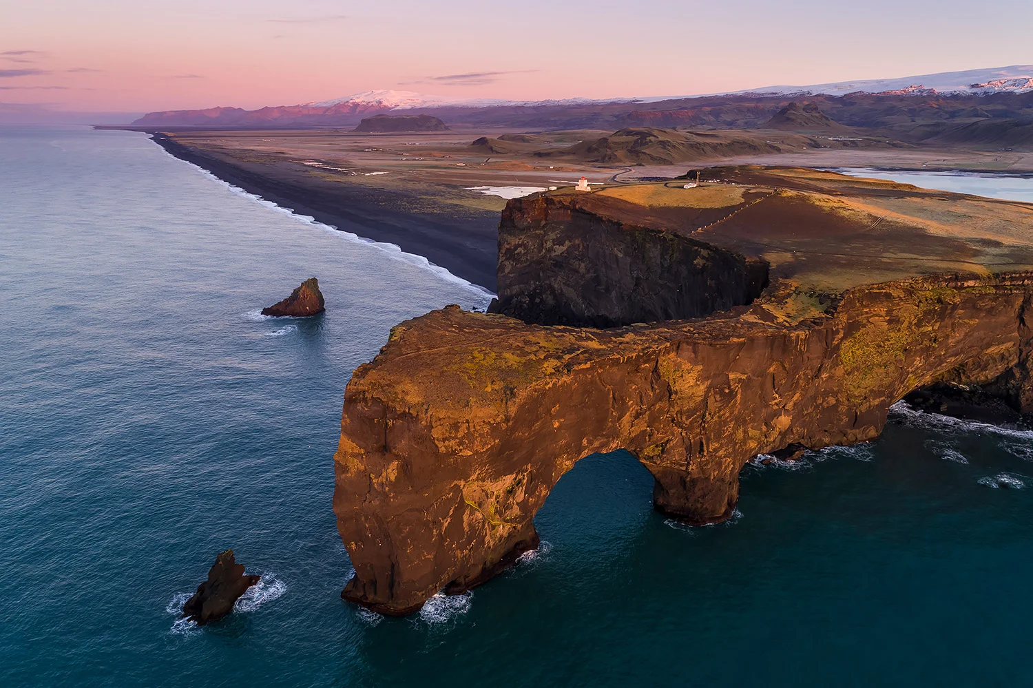 DYRHOLAEY - ICELAND