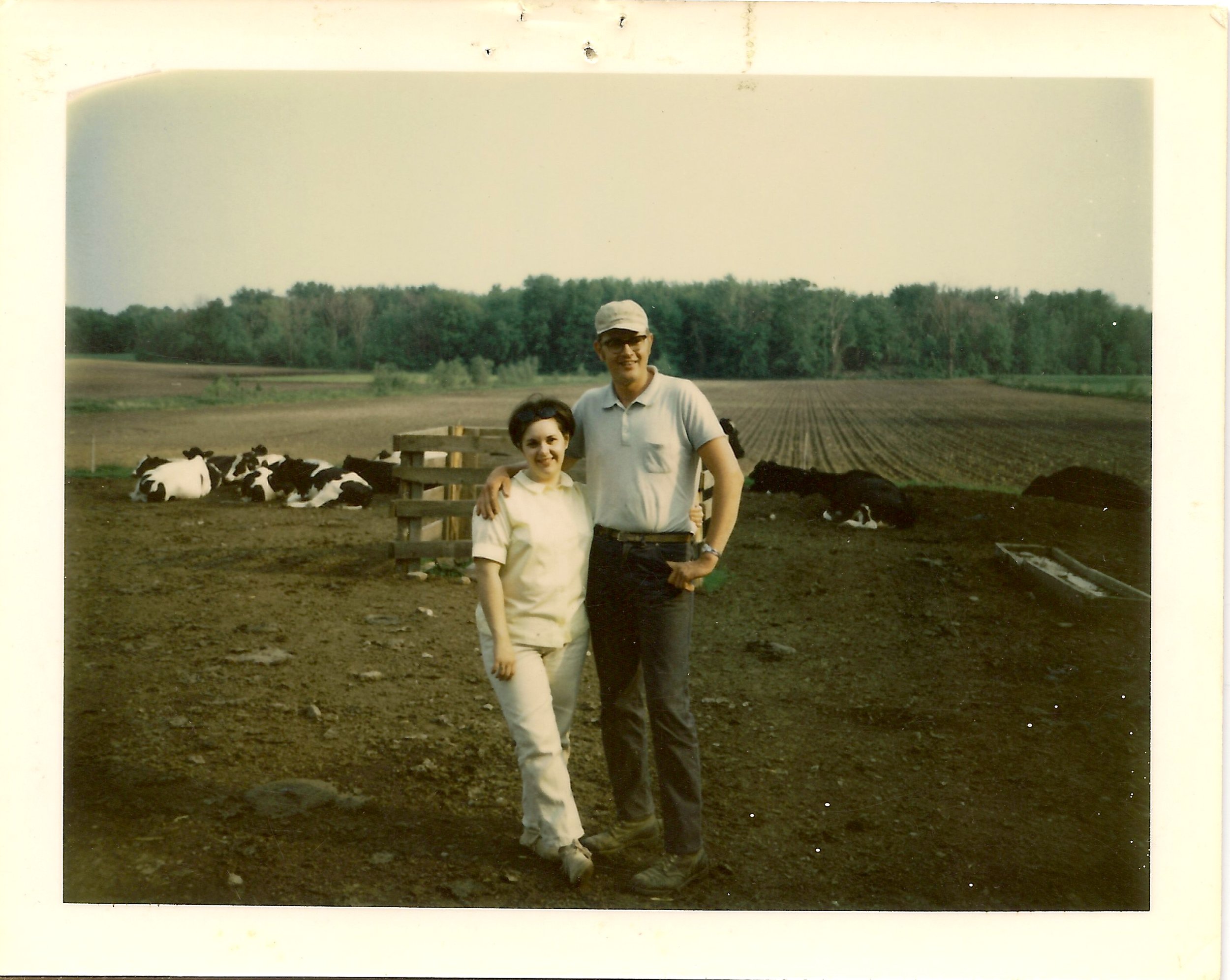 Larry and Diane DeMinck when first bought the farm - color.jpeg