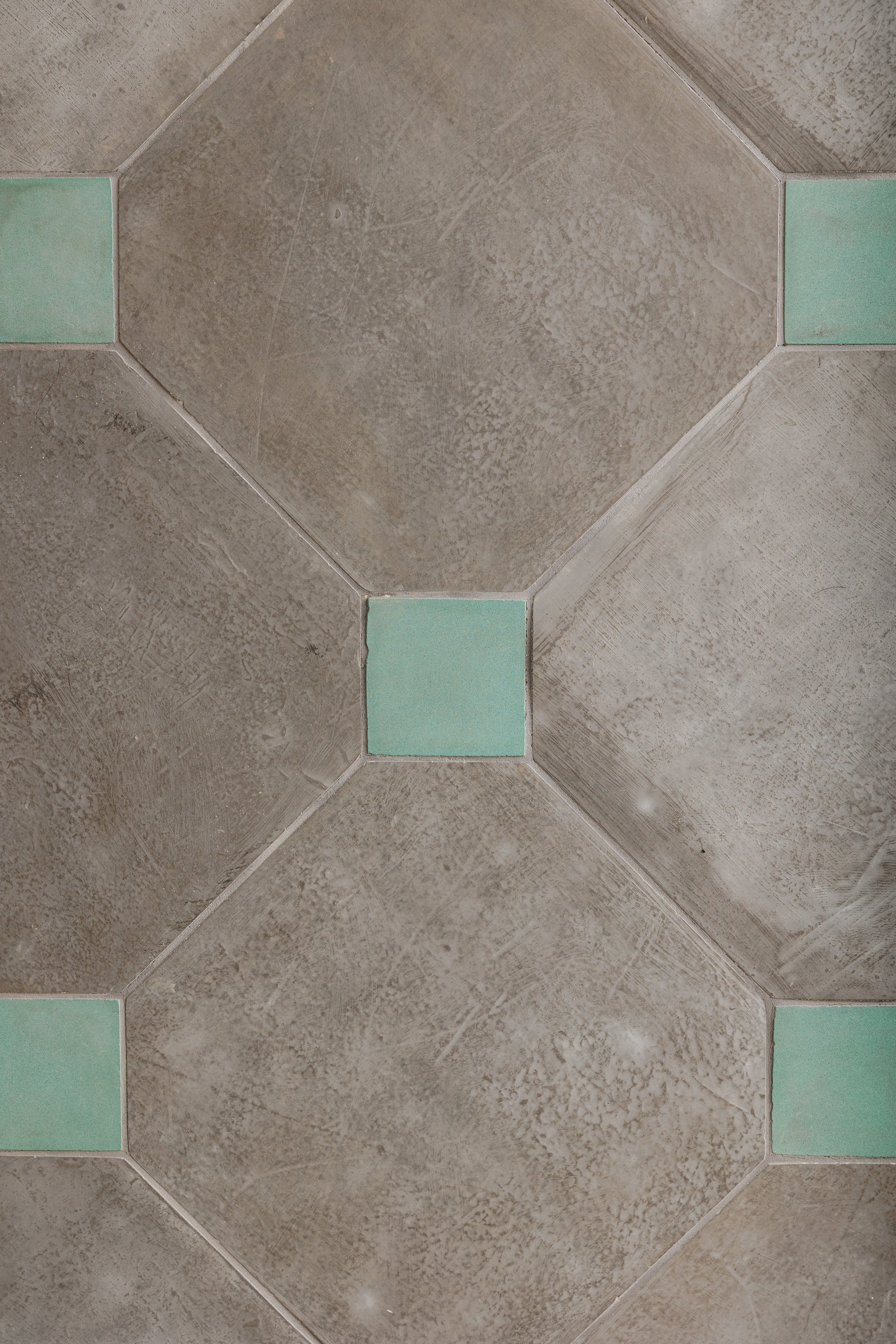 Modern cabochon floor