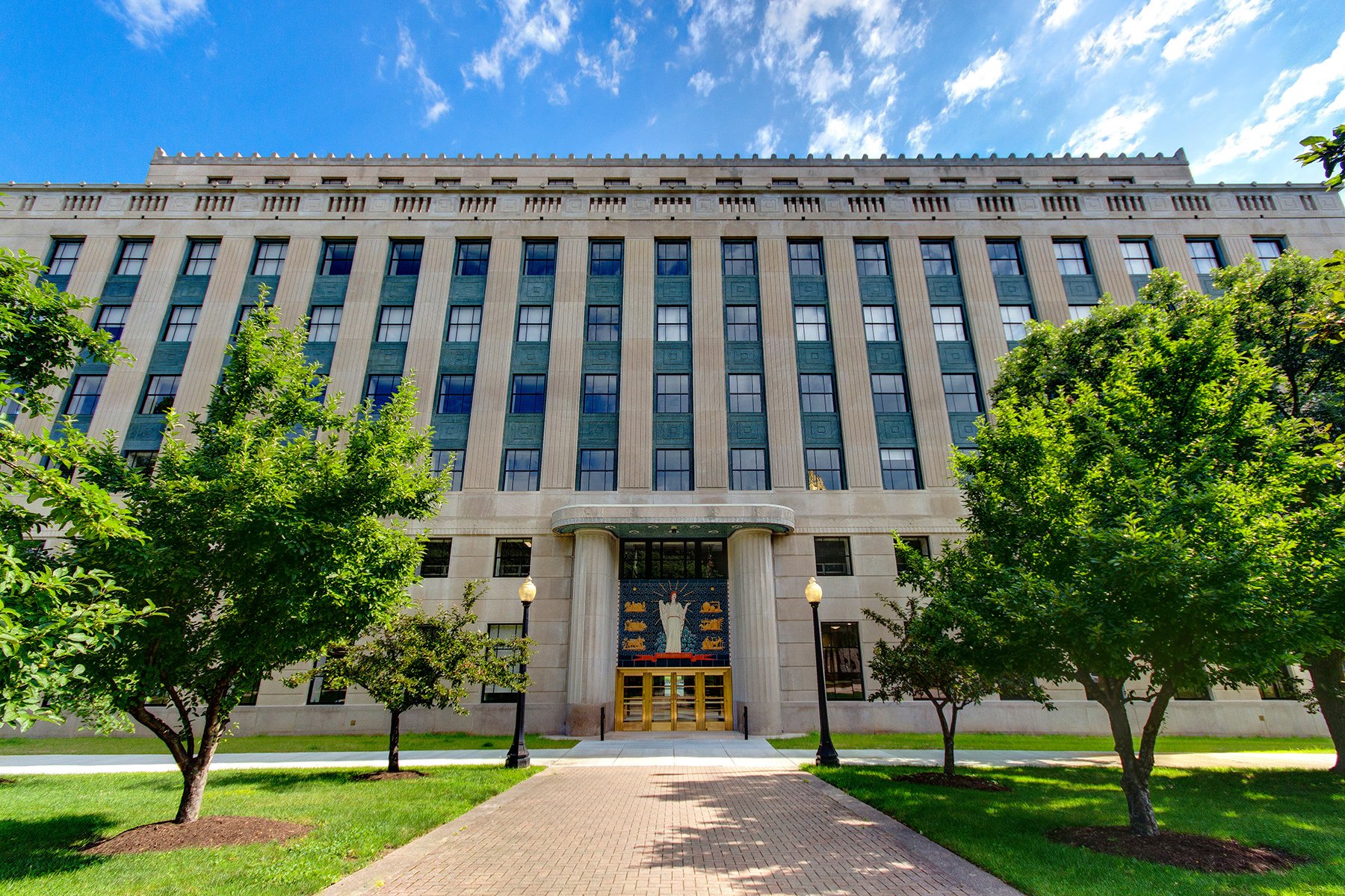 *MAIN building-3_136-pick-2.jpg
