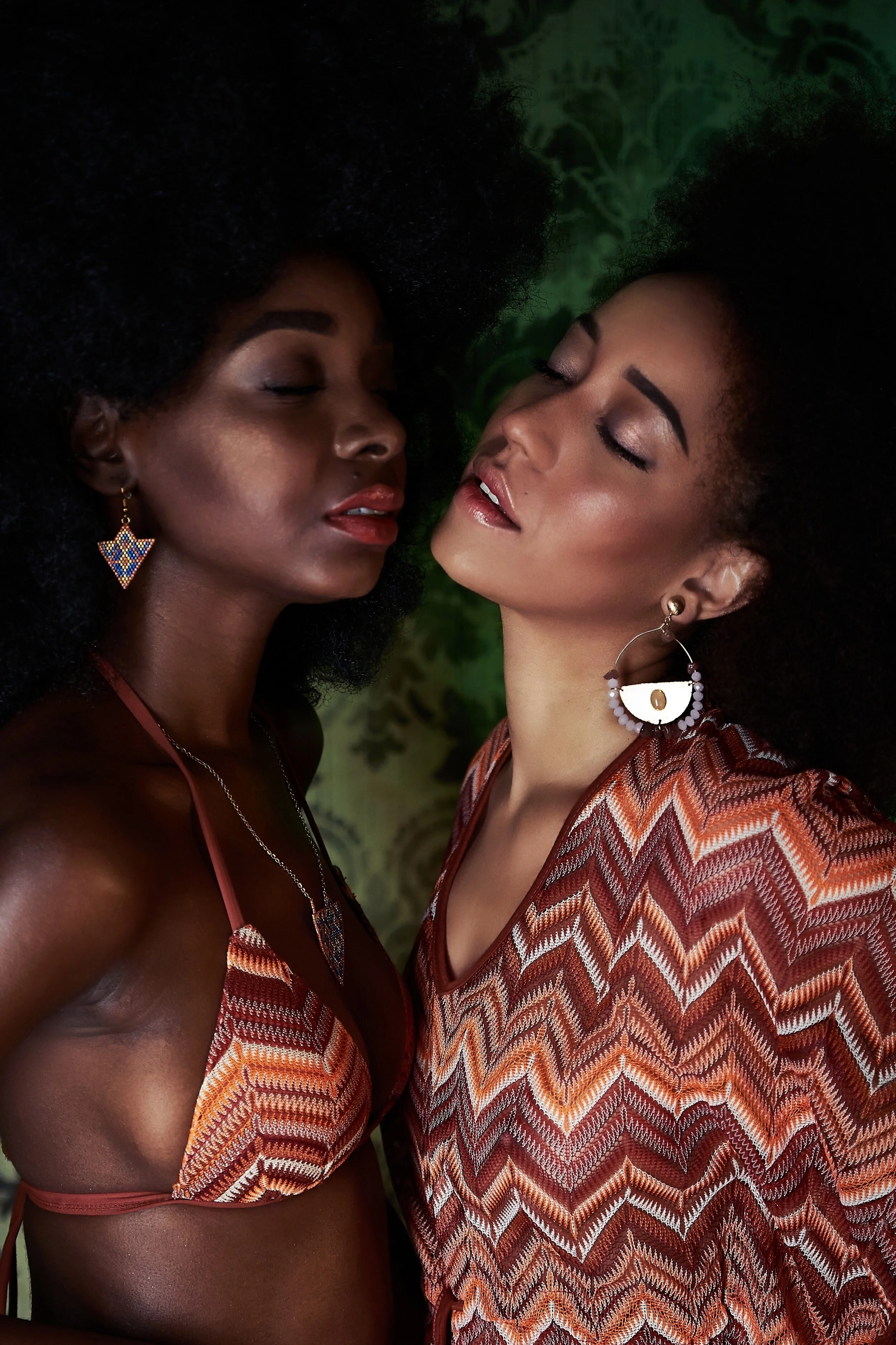 Disco Queenz AR3_ppXreframed.jpeg