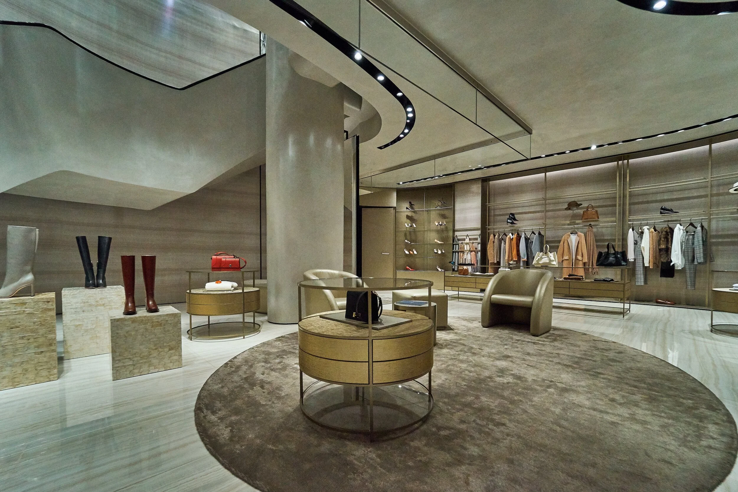Armani Boutique 1X.jpeg