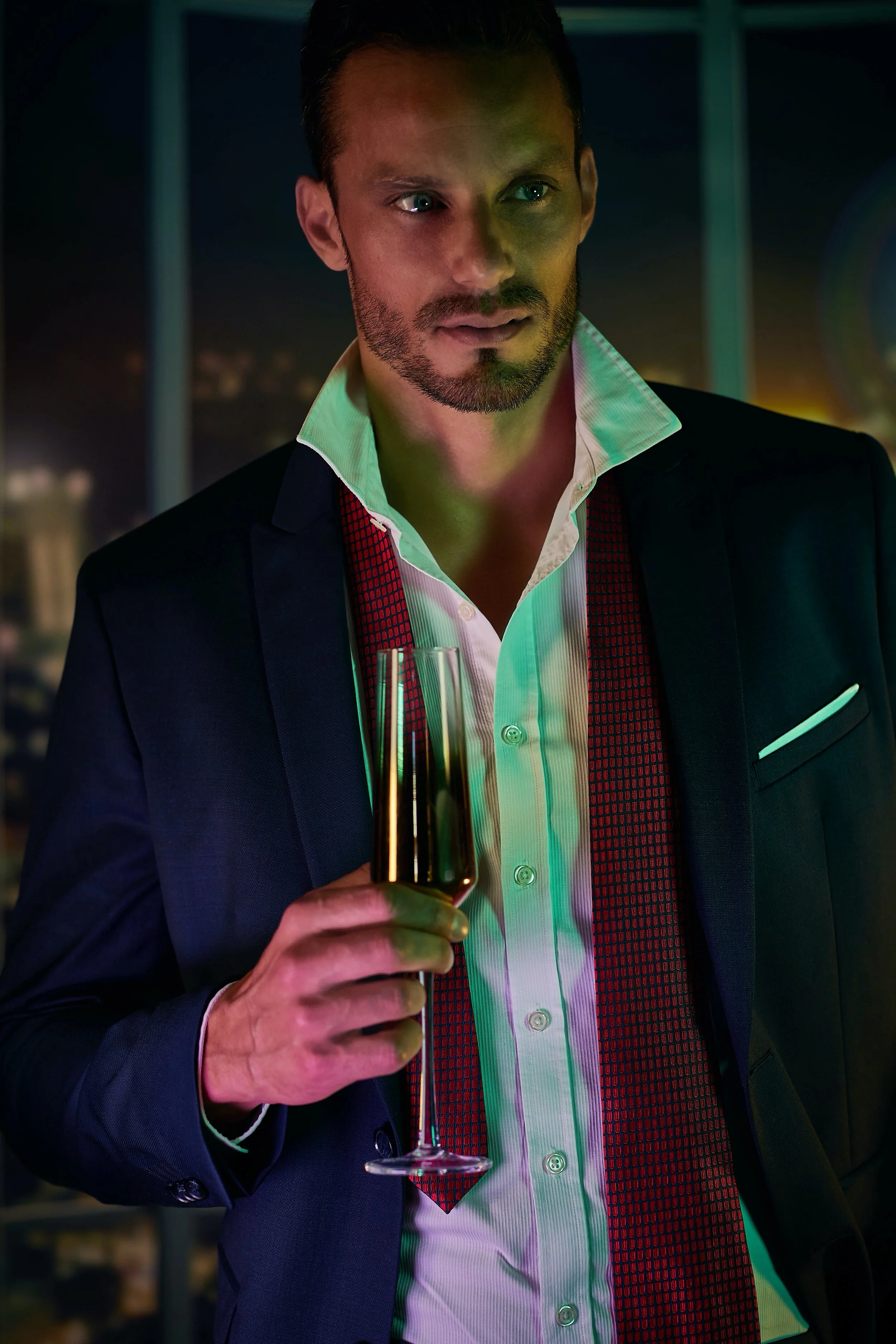 Stéphane neon 4_ppX.jpg