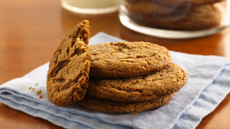 Molasses Crinkle Cookie