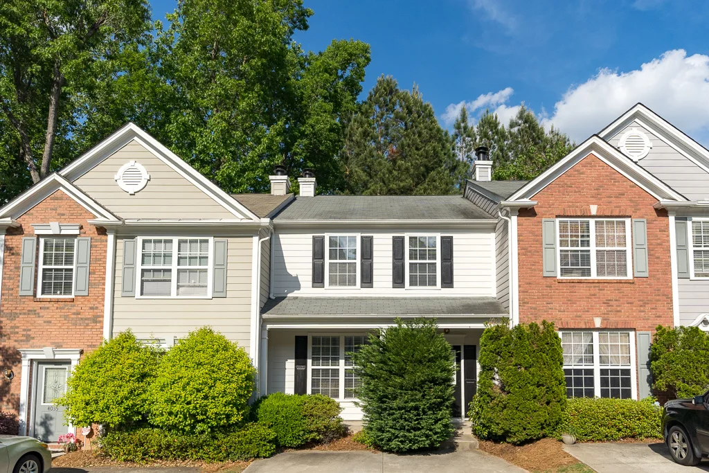 4033 Howell Park Rd-01.jpg