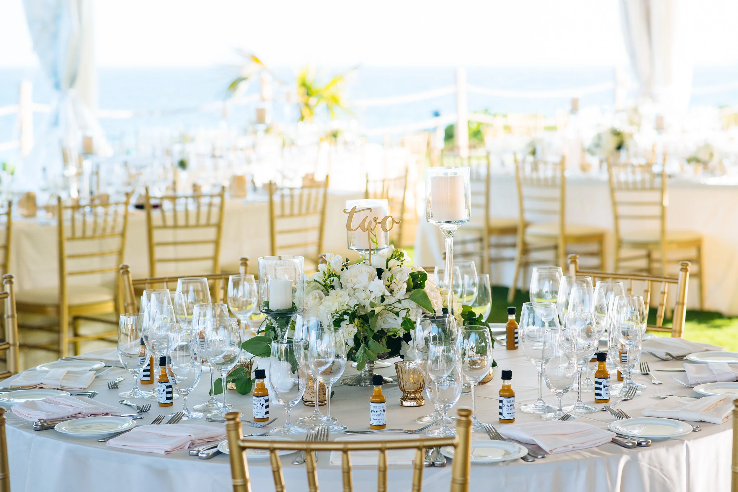 ELEGANT WEDDINGS. ENCHANTING MOMENTS.