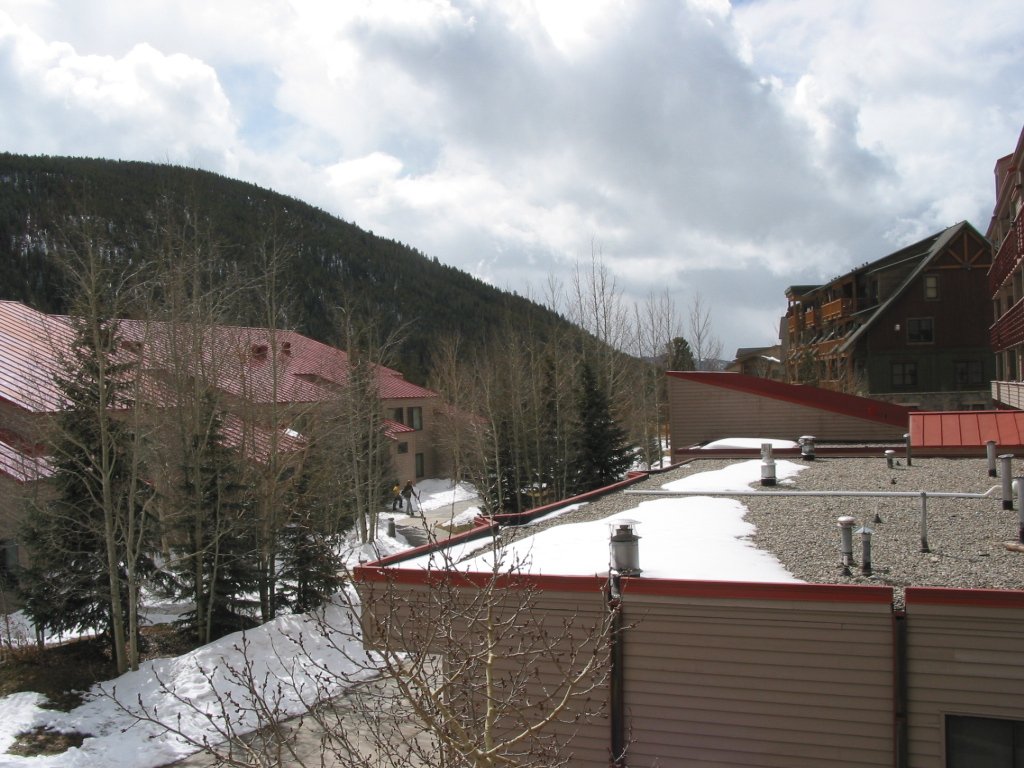 100-0004_IMG (2).JPG