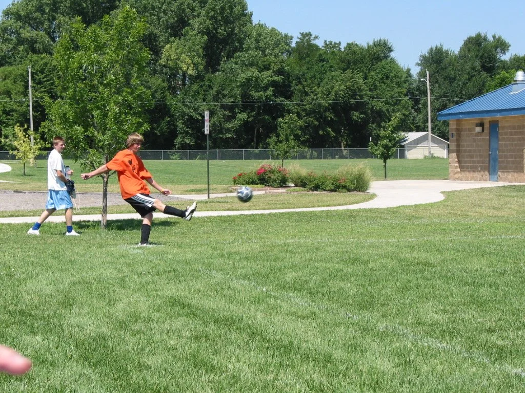 100-0021_IMG (2).JPG