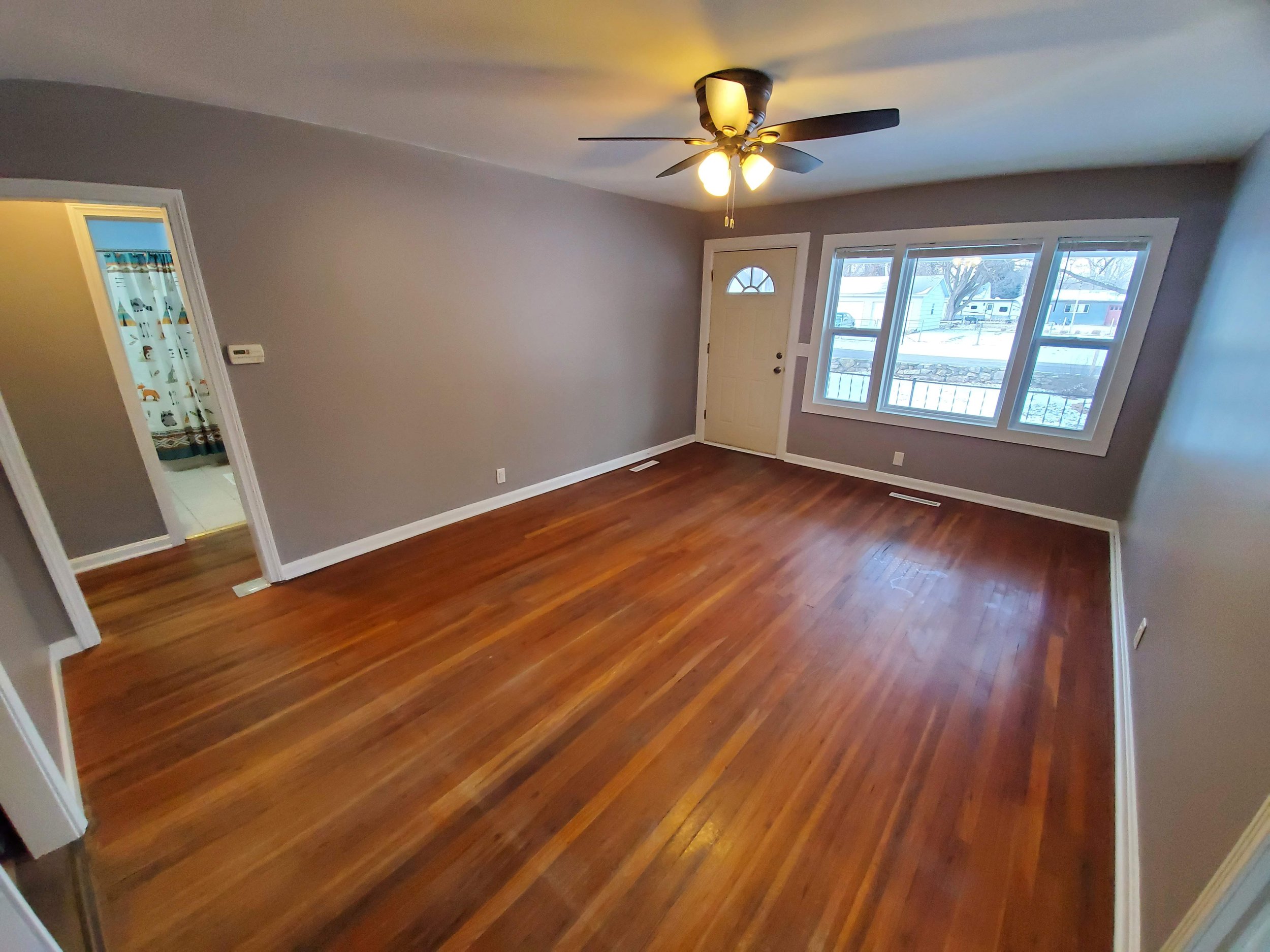 3. Living Room.jpg