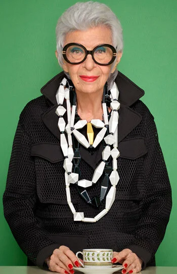 Portrait_IrisApfel2.jpg