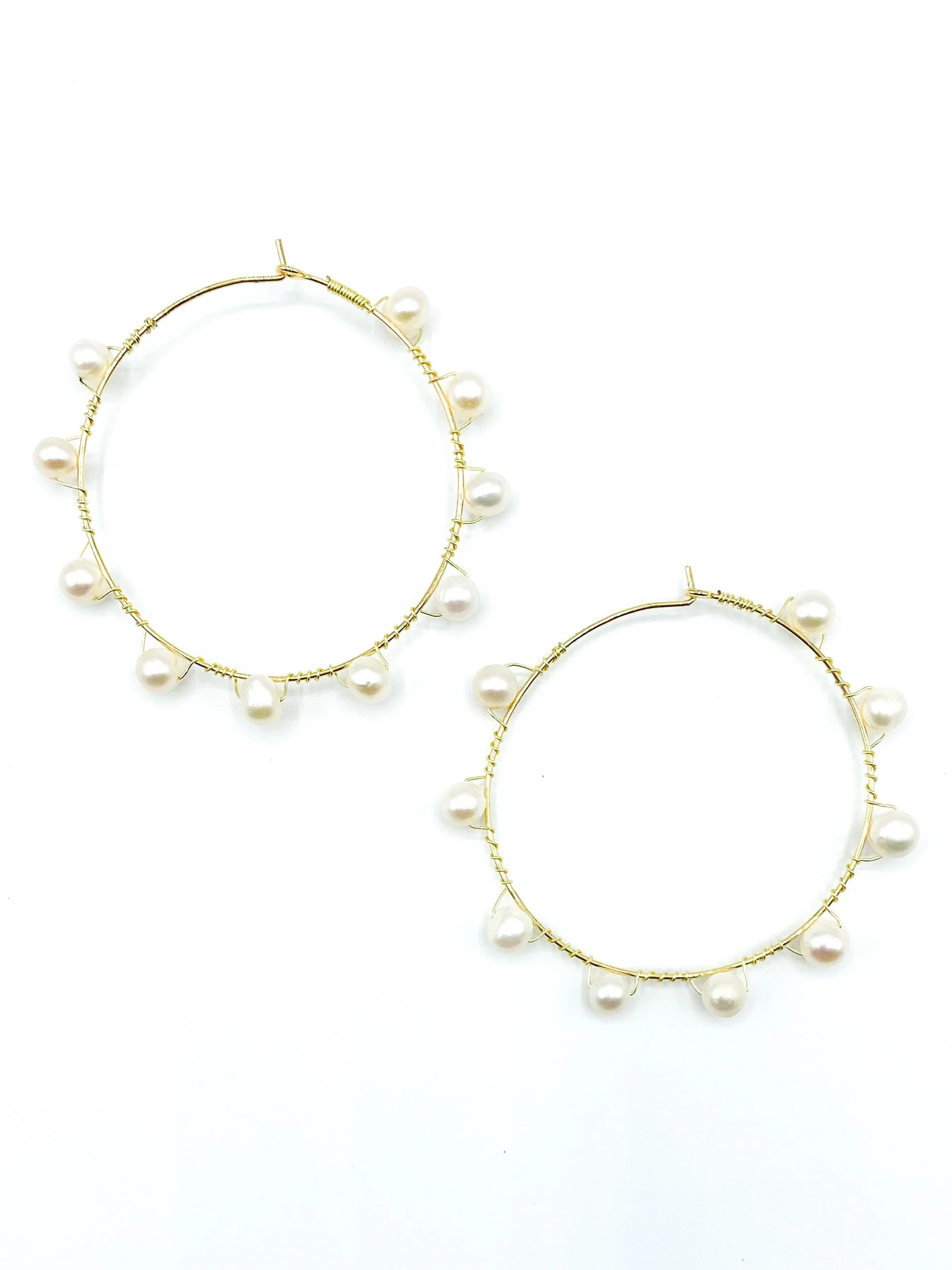 70D4B2CC-6090-40D9-955C-586C3C4553FA