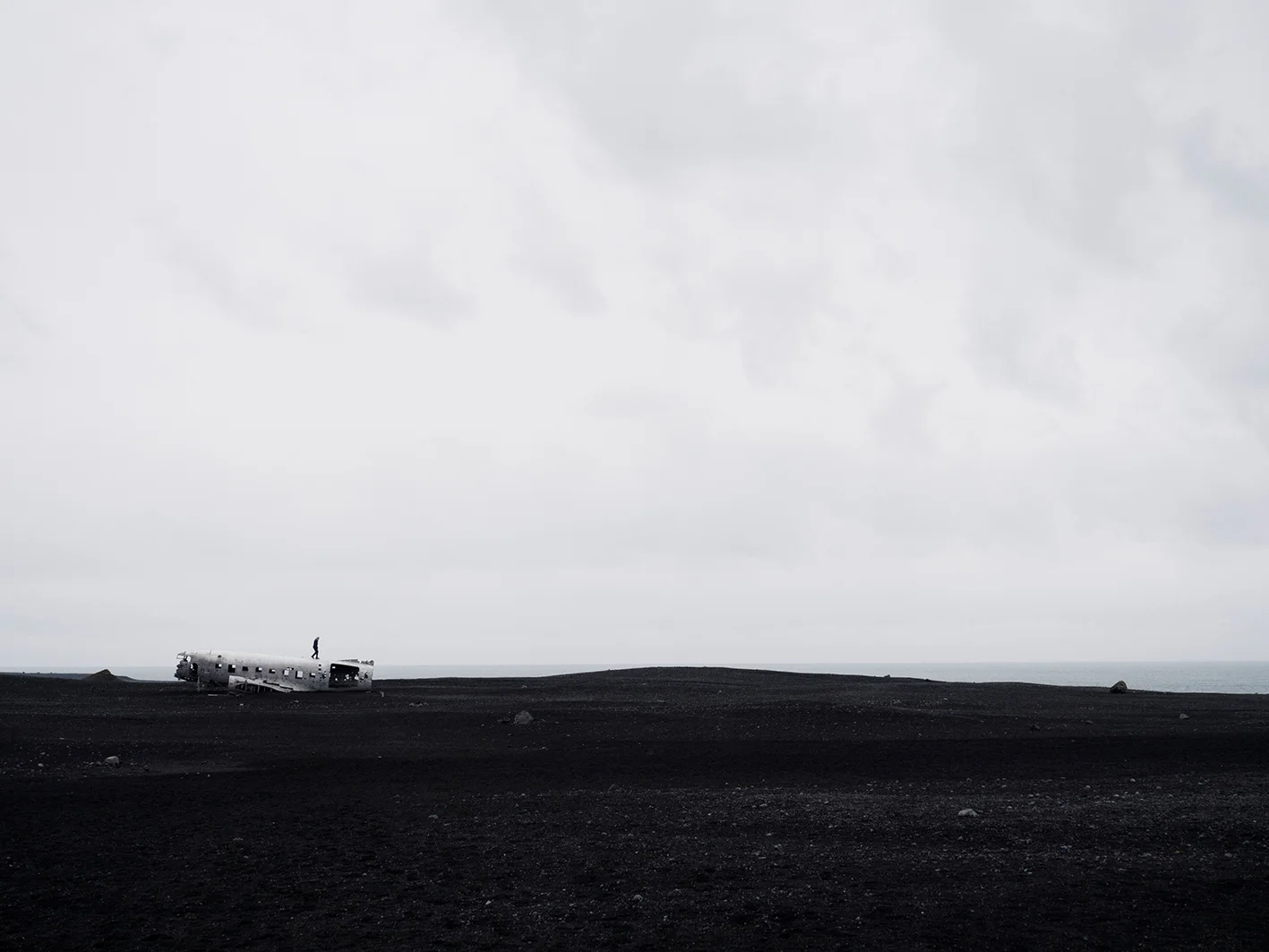 Neergestort vliegtuig in Ijsland, april 2018 © Willem Sizoo