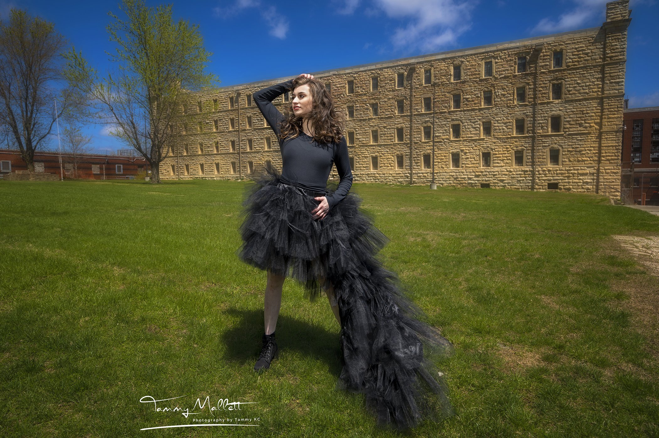 2 piece Flying Black Tulle