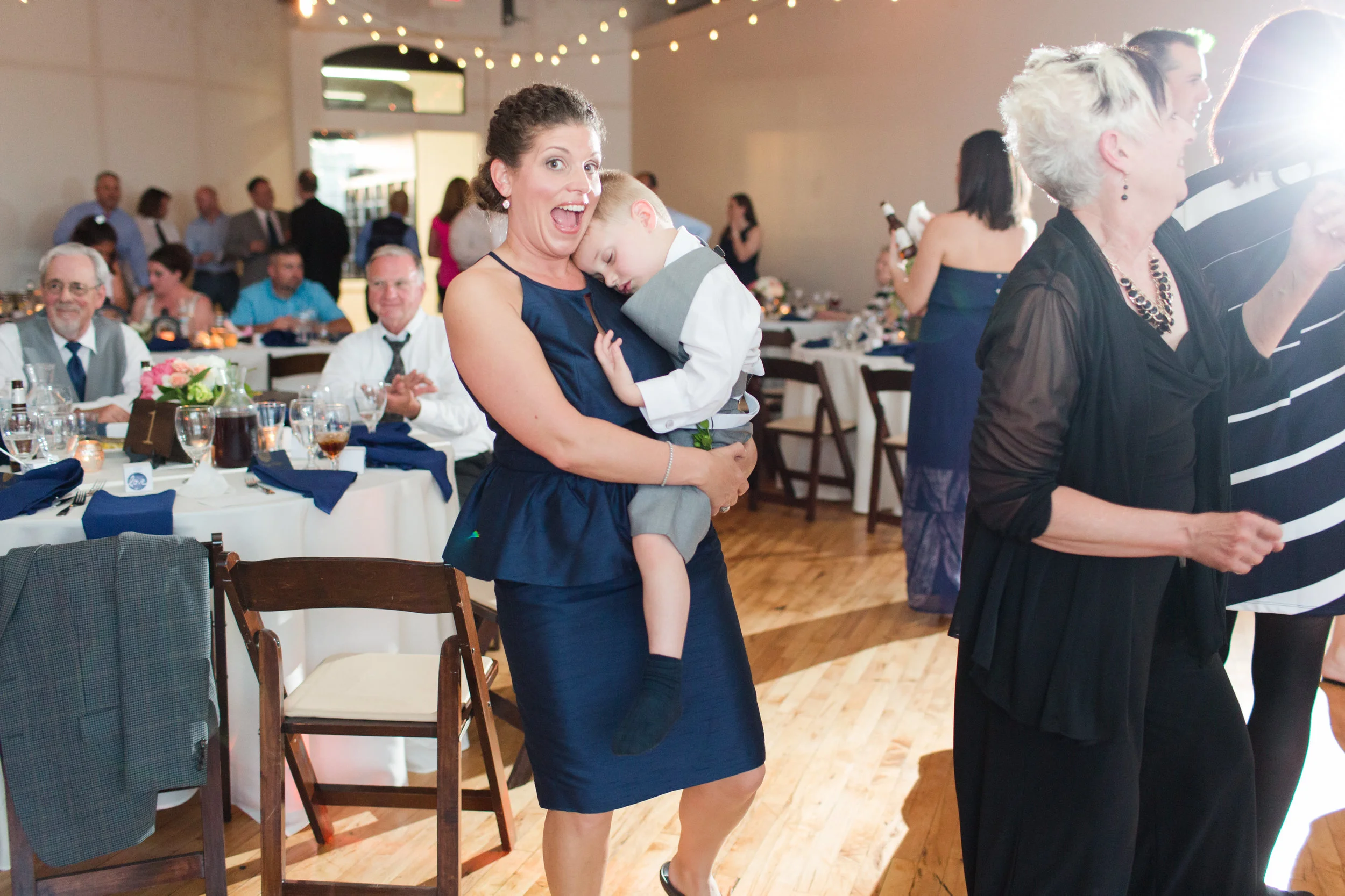 View More: http://annakphoto.pass.us/ashleyandmac