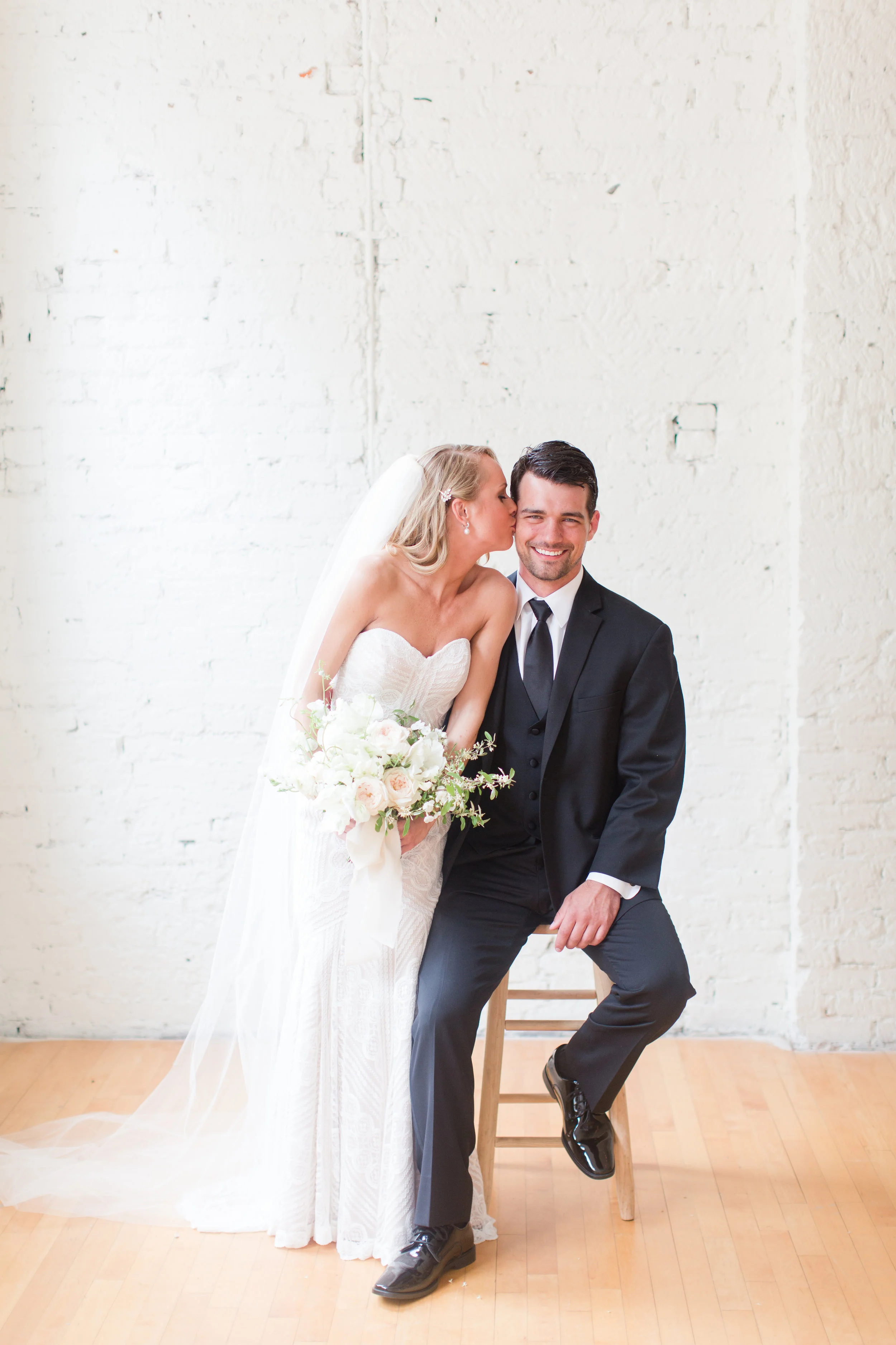 {Olivia + Ethan} Columbus Ohio Wedding Photographer