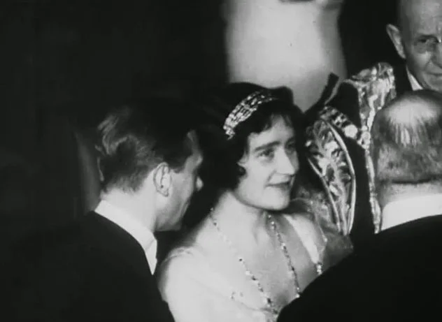 2014-1020-queenmum1.jpg