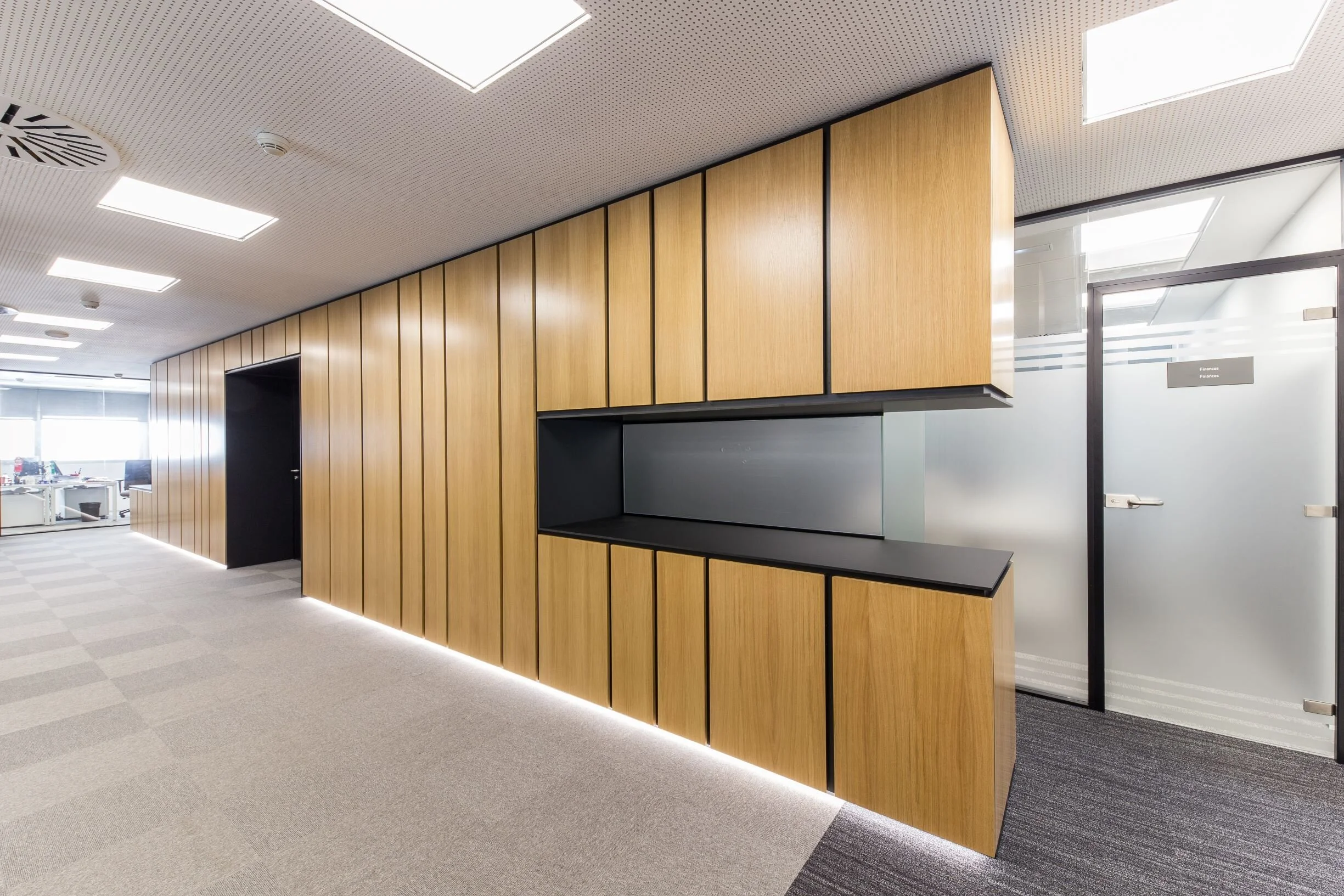 Novomatic_astècnics_1_project construction management_f1_l.JPG