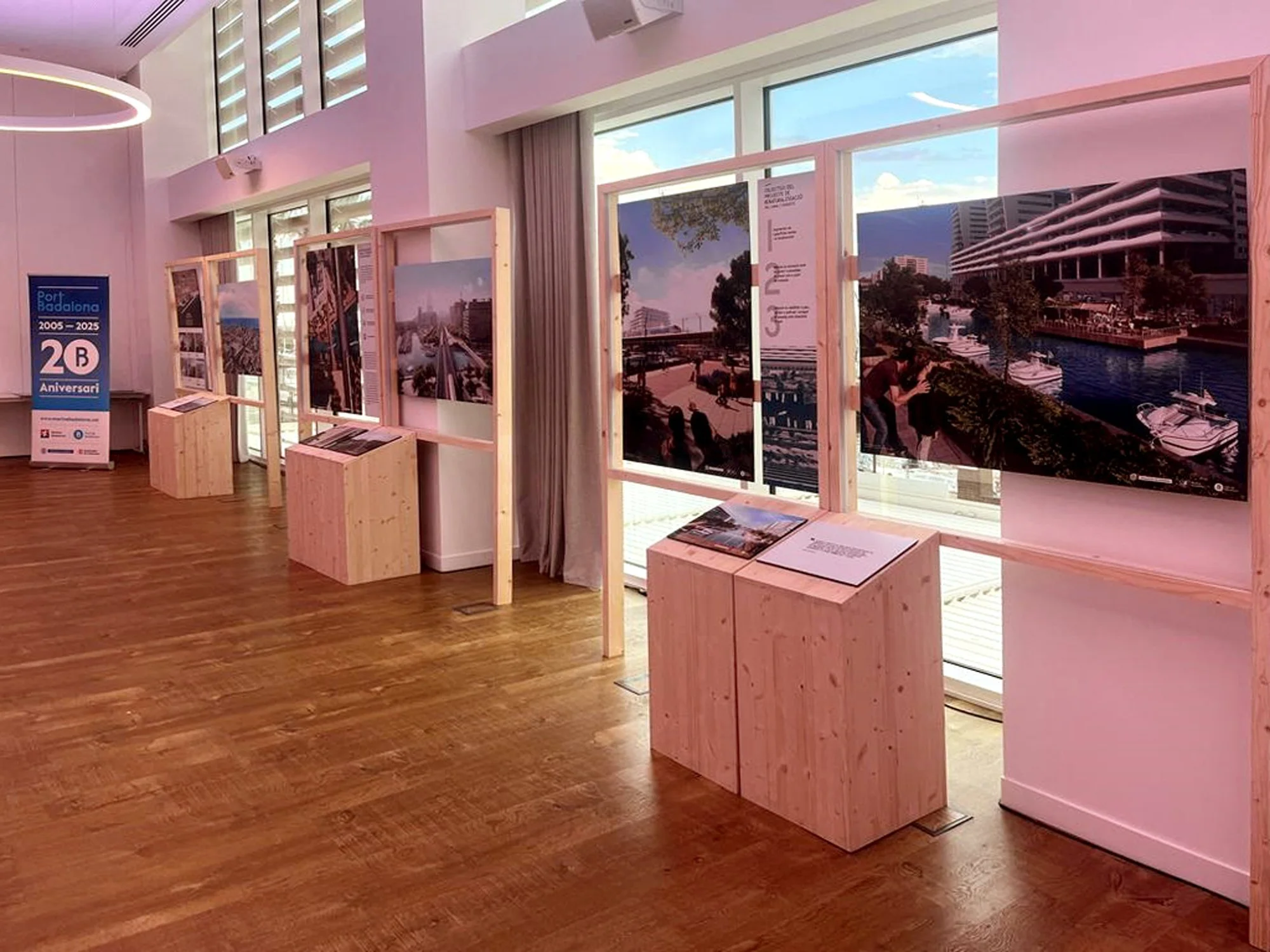 AQUIDOS_exposició_canal_badalona_7.jpg