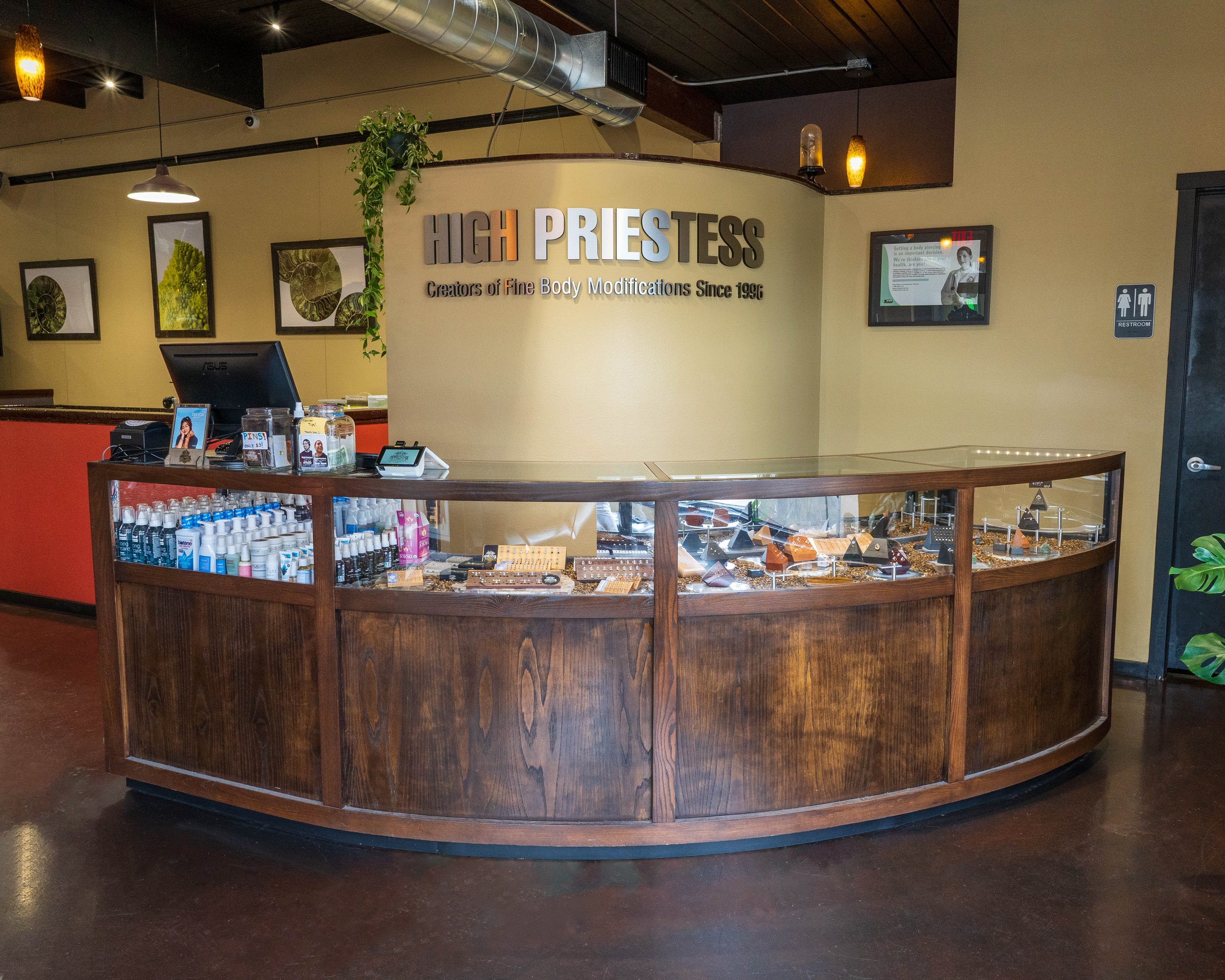 High Priestess Eugene Downtown