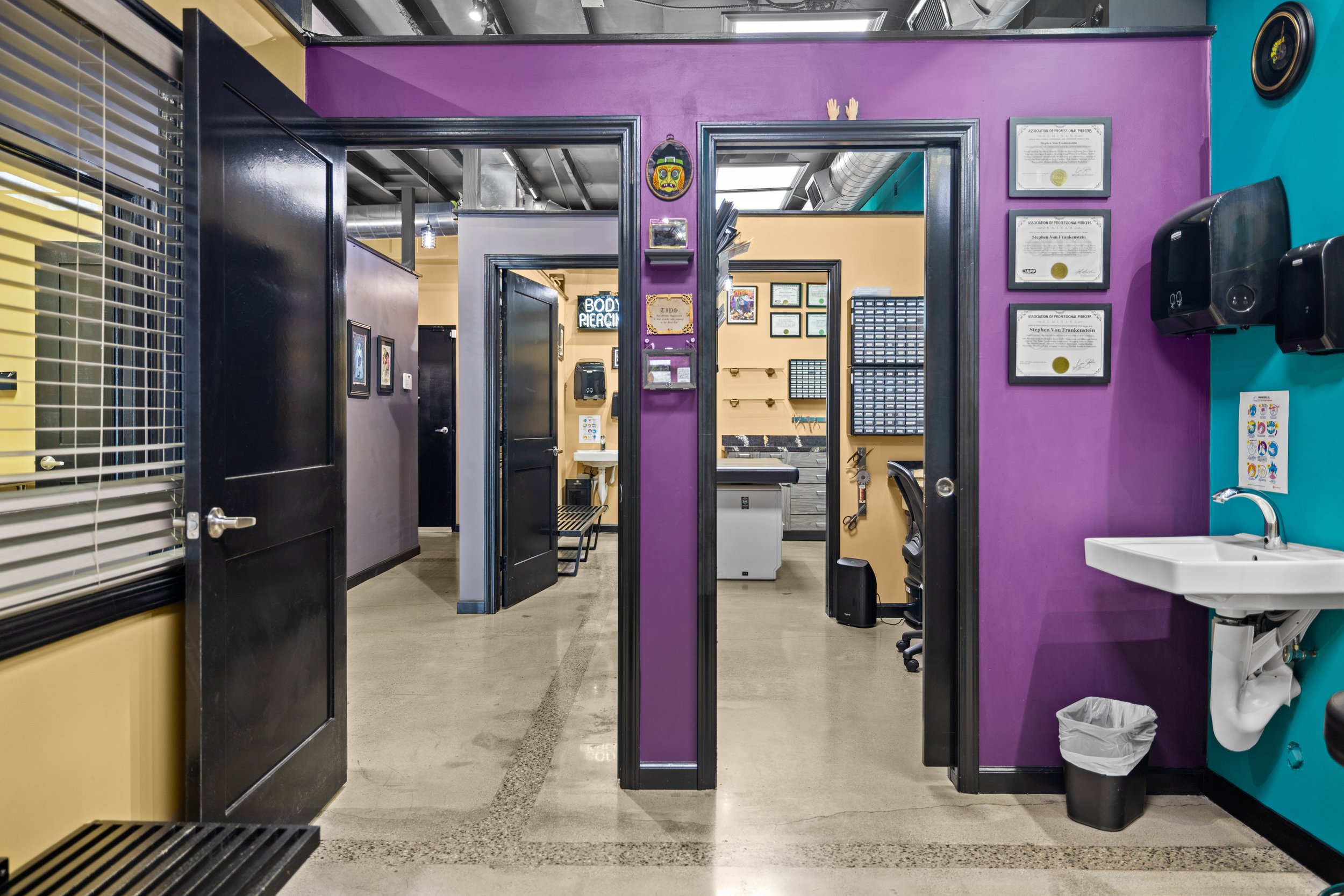 Barbella Studios, The Art Of Body Piercing