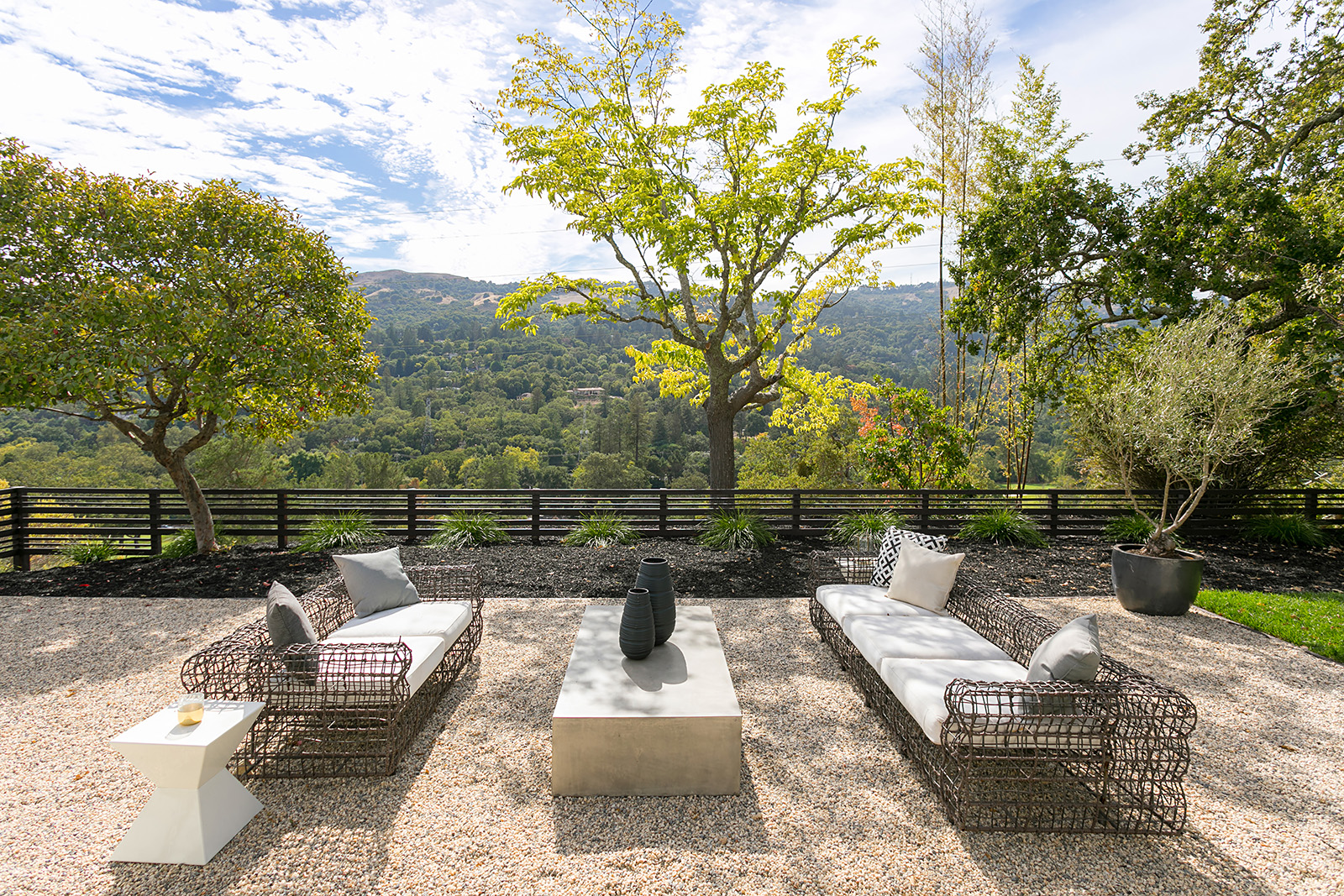 08 Patio5.jpg