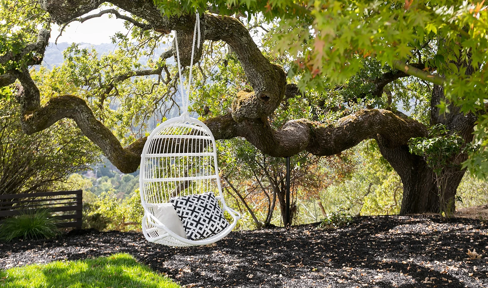 44 Chair swing3.jpg