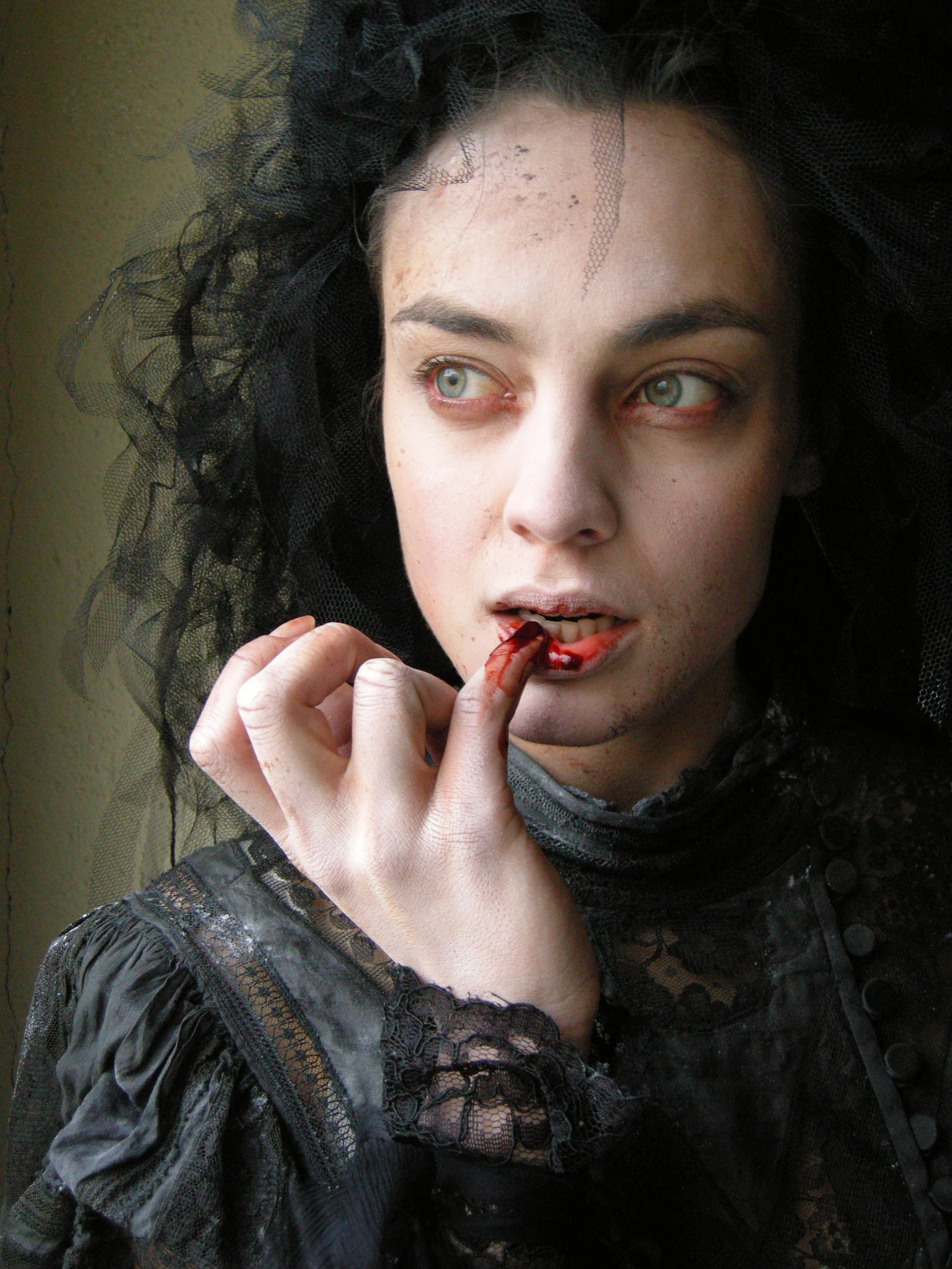  &nbsp;VAMPIRES. 2011 