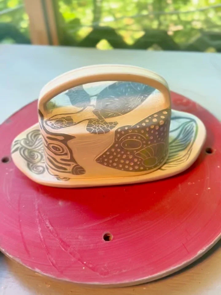 Reef Creature Butter Dishes- can't stop making these!!

#butterdish #sgraffito #reef #marinelife #kitchenware