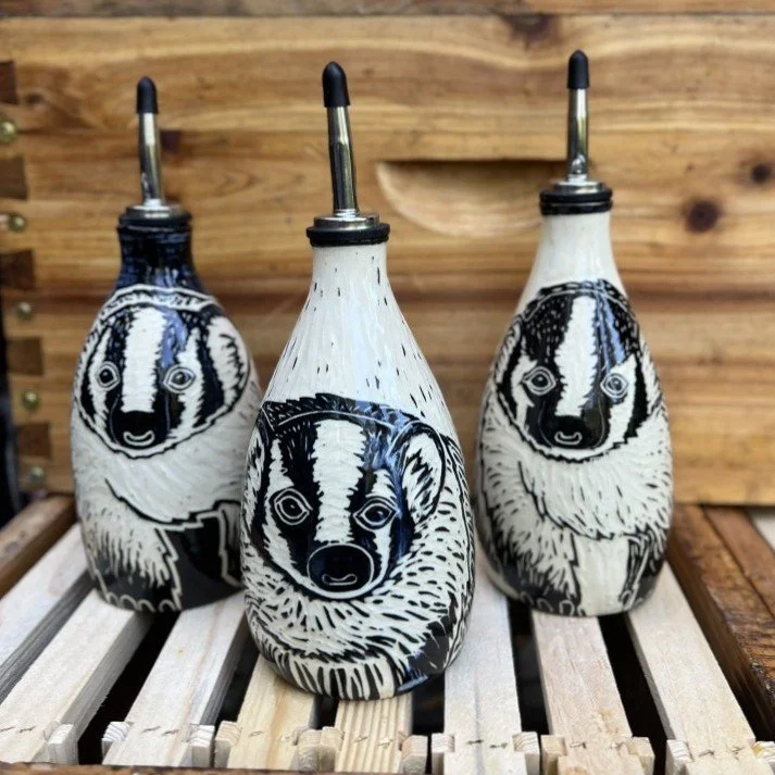 Oil or Liquid dispenser