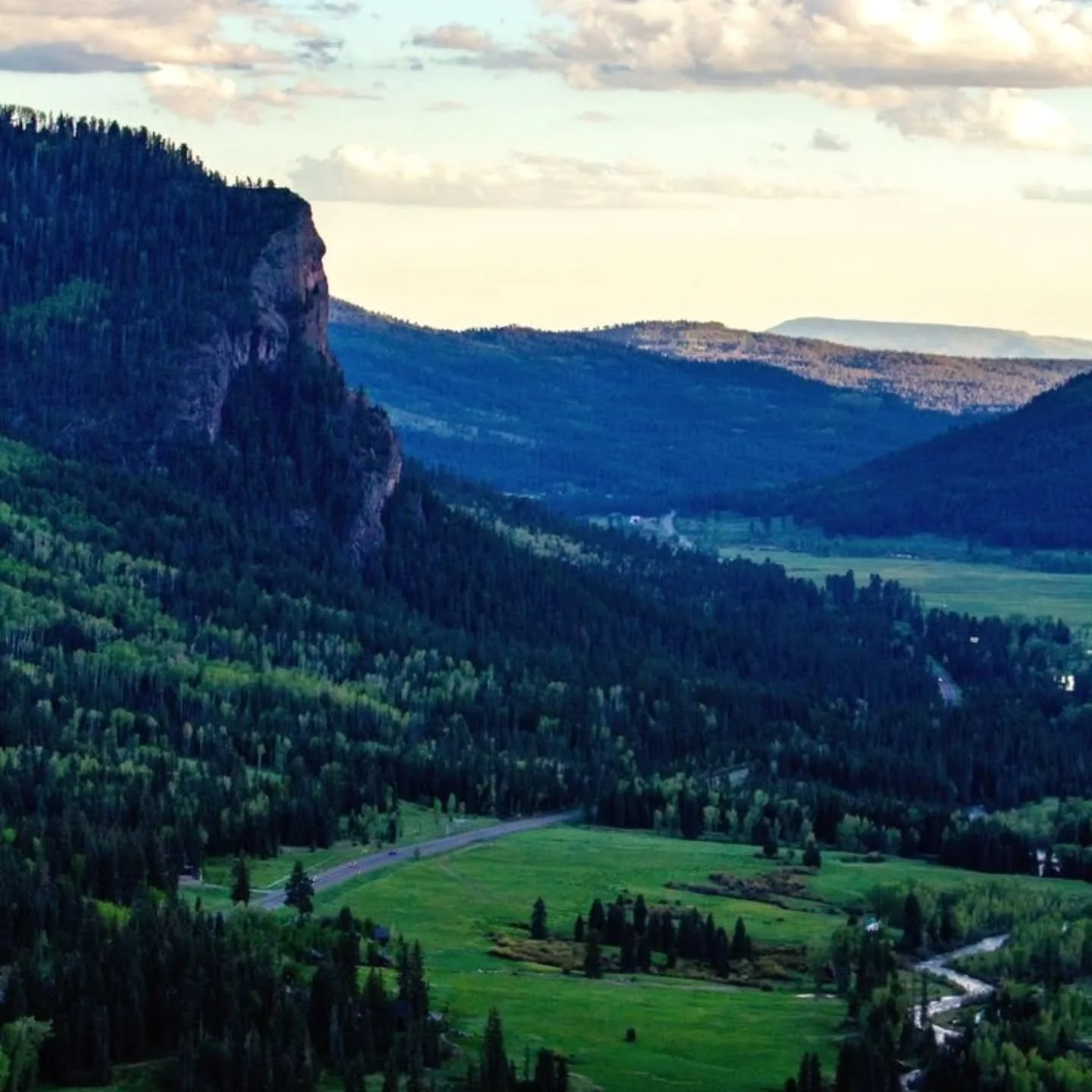 Thinking about moving to Southwest Colorado? Your home base might not be where you first expect.

✨(1) Bayfield: small-town pace, great schools, and new construction opportunities, offers more space for the dollar.

🌵(2) Cortez: gateway to the deser