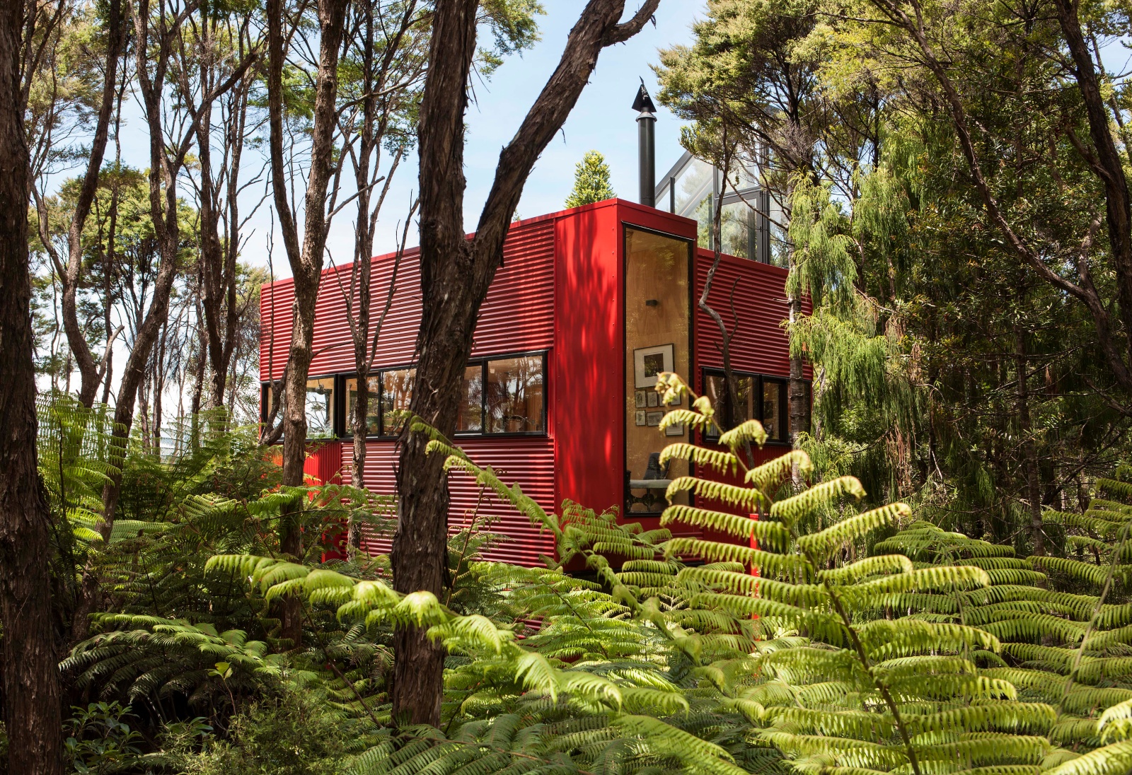 RED HOUSE
