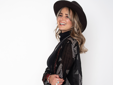 Episode 34 - Finding Grace with Persia Lawson 