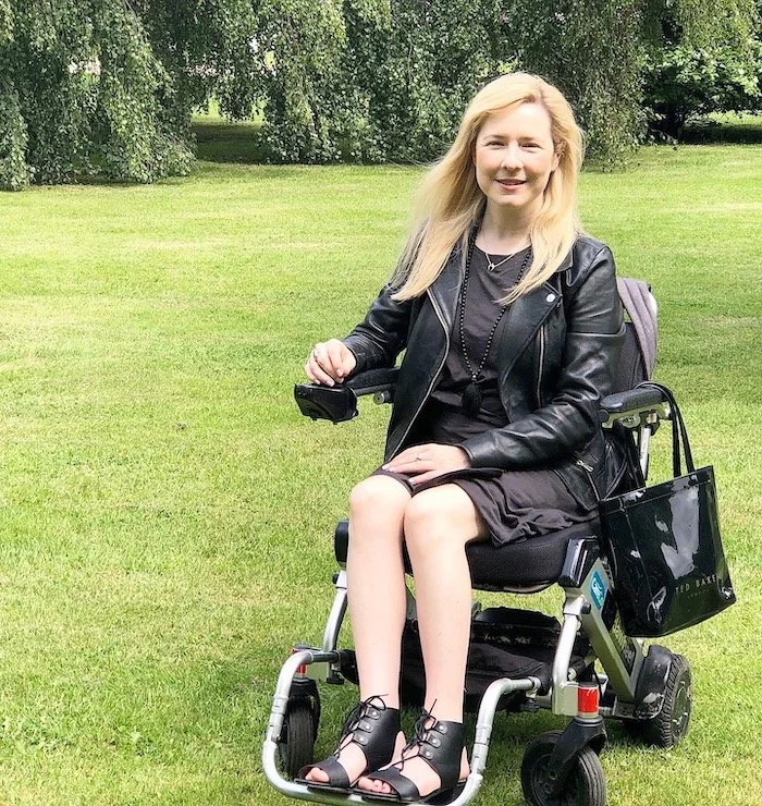 Episode 85 - Finding Grace a solo episode with Hannah Wallace 