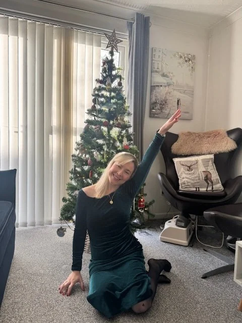 EP 198 - "Cycles, Healing, and the Art of Letting Go" With Hannah Wallace 