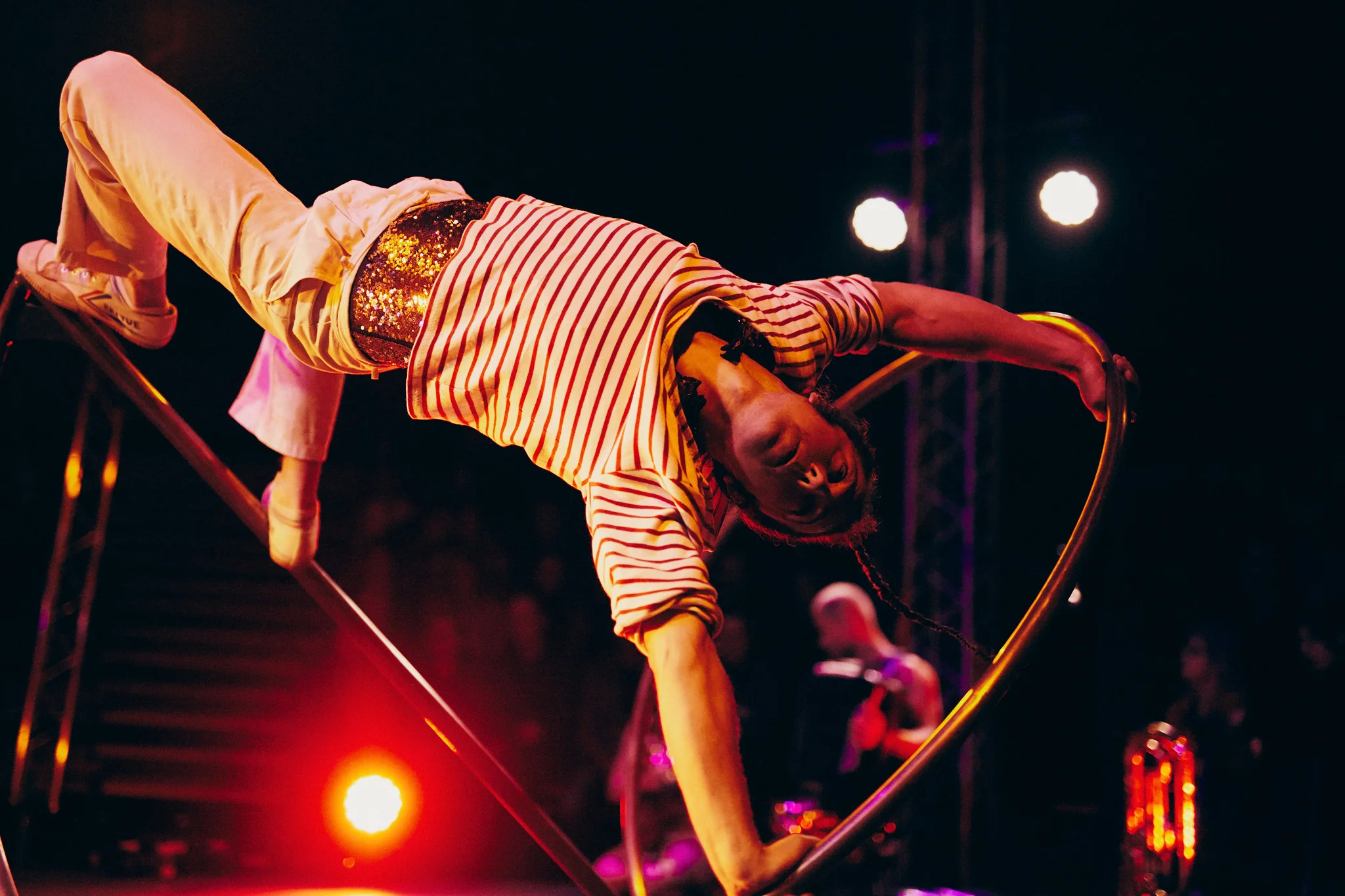 CircusILoveYou-2048px-0346-Show Leuven-Minja Kaukoniemi.jpg