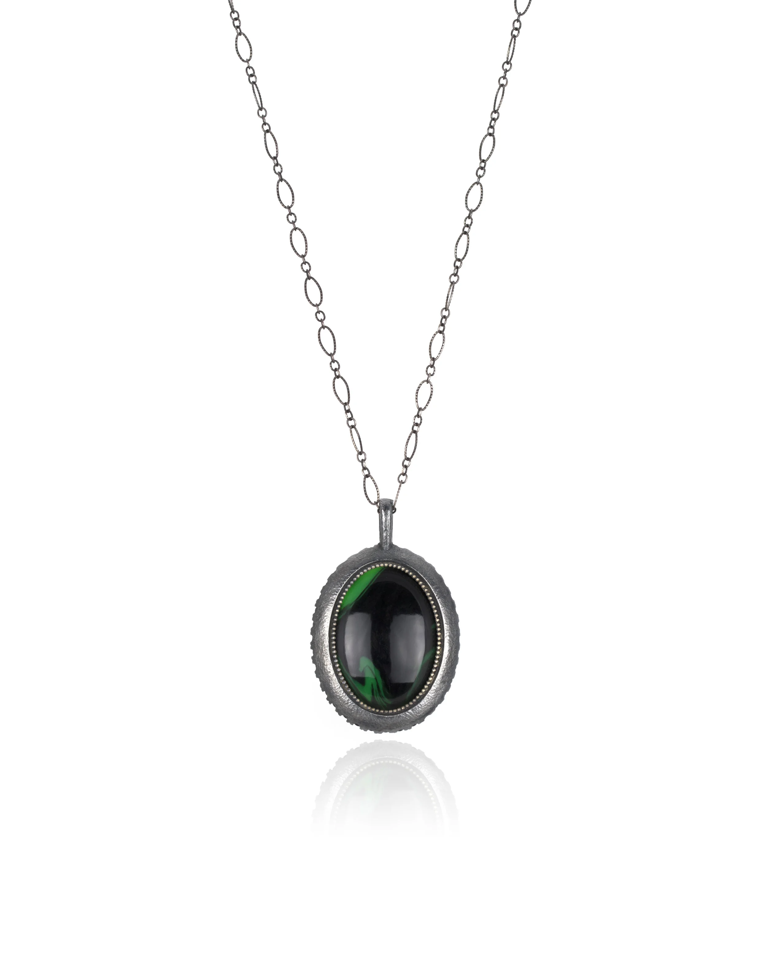 necklace_halo_green_black_resin_oxi_silver_B.jpg