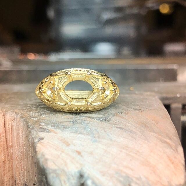 This is going to be such a stunner!! #olearidesigns #lovegold #18ktgold #diamonds #diamond #alternativebridal #bespoke #monogram #instajewelry #instagood #chicagojeweler #customjewelry #onmybench #oneofakind #ooak #garnet