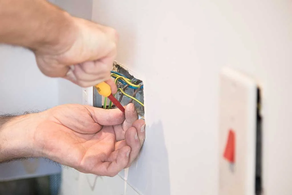 Rewiring Electrical Socket