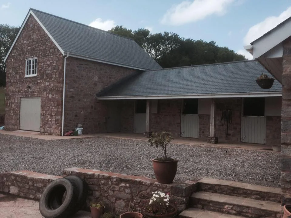 barn 1.jpg