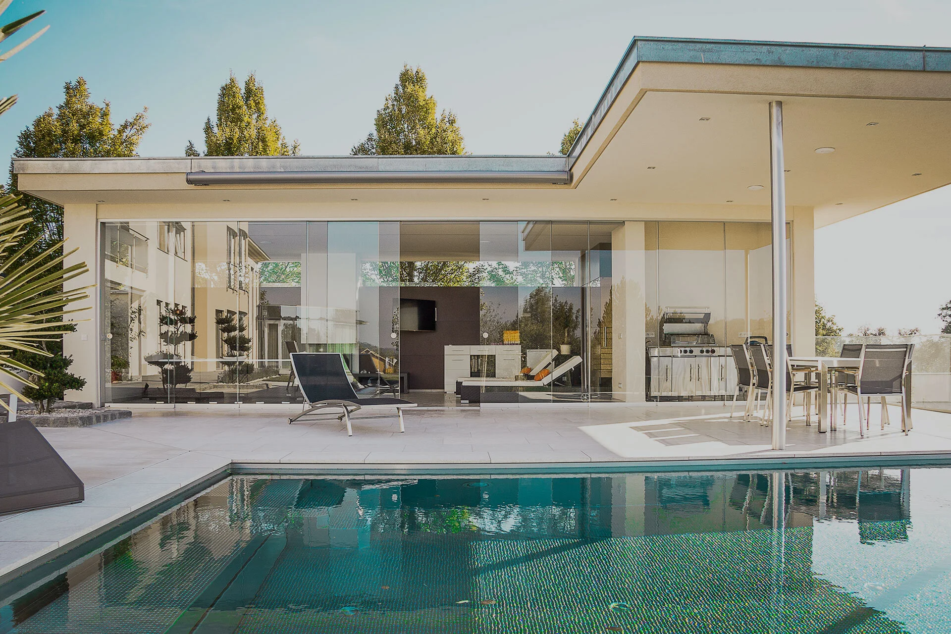 Set Your Air Conditioner Correctly for Summer (and Keep Your Electricity Bill Down!)