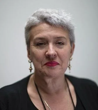 Lucy Berry LinkedIn Profile Picture.jpg