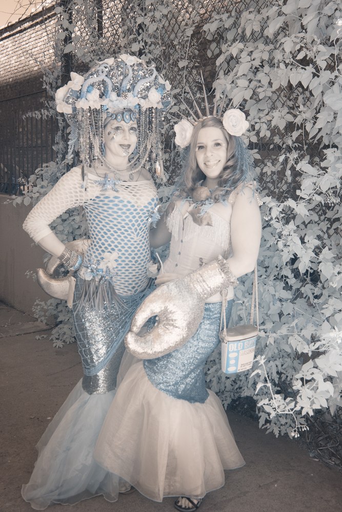 MermaidParade_2018_red-166.jpg
