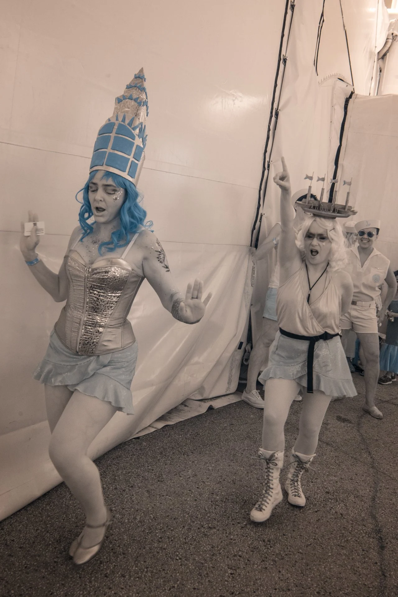 MermaidParade_2018_red-137.jpg