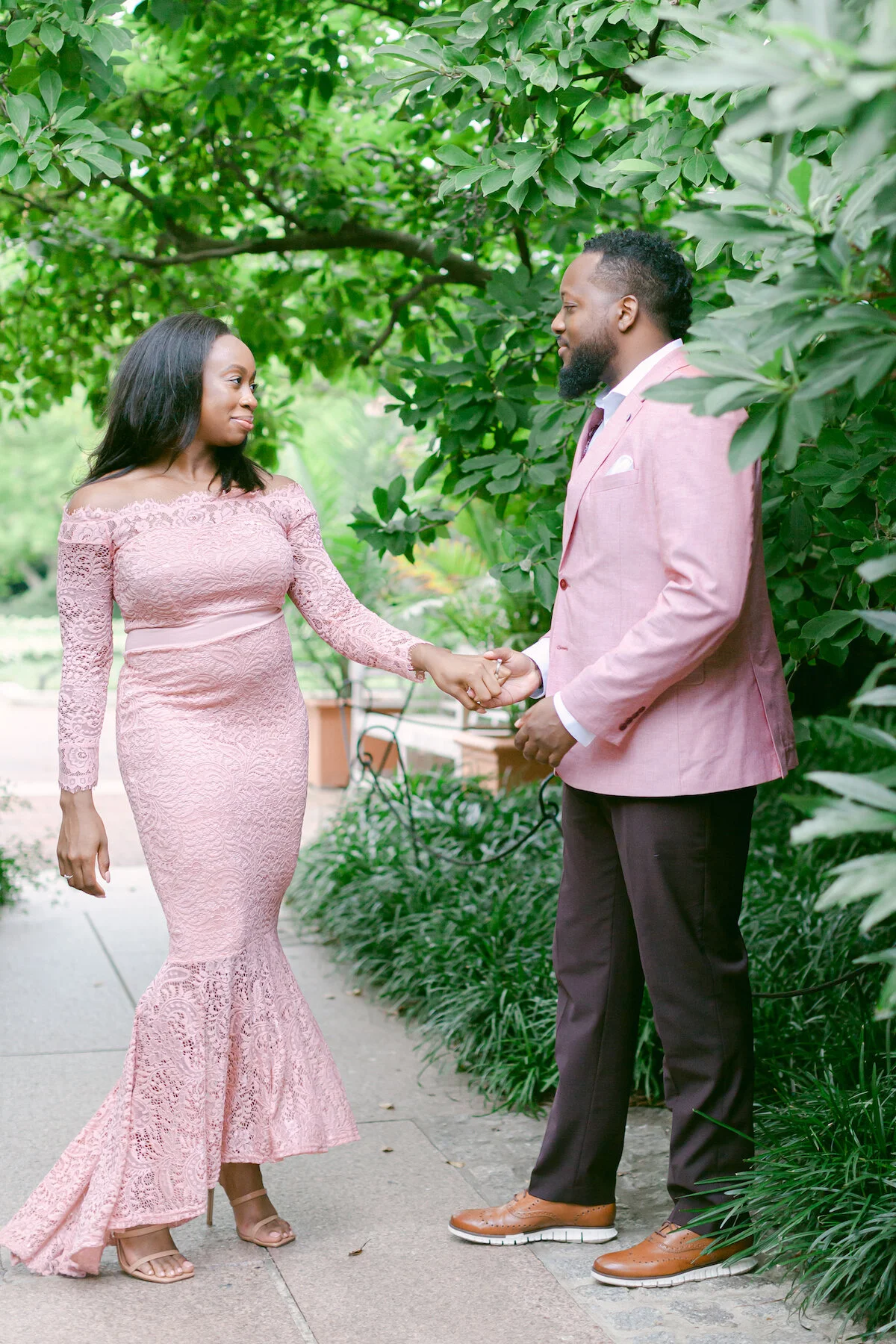Secret Garden Engagement Session :: a hidden gem in the heart of downtown DC