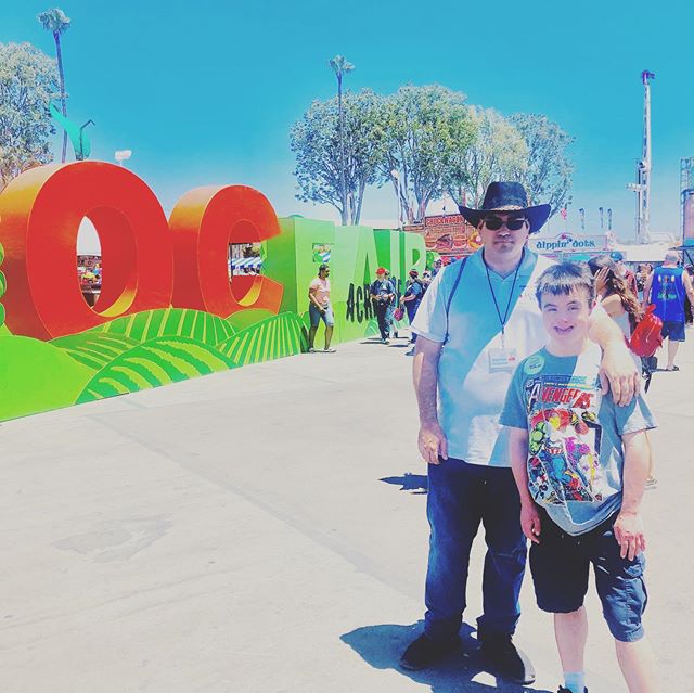 What an awesome day at the @oc_fair! We enjoyed seeing all our friends and spending a day full of laughter and joy. .
.
.
.
.
.
.
.
#abilitiesunlimited #ocfair #friendsofthefair #adultdayprogram #communityintegration #socialskills #vocationaltraining