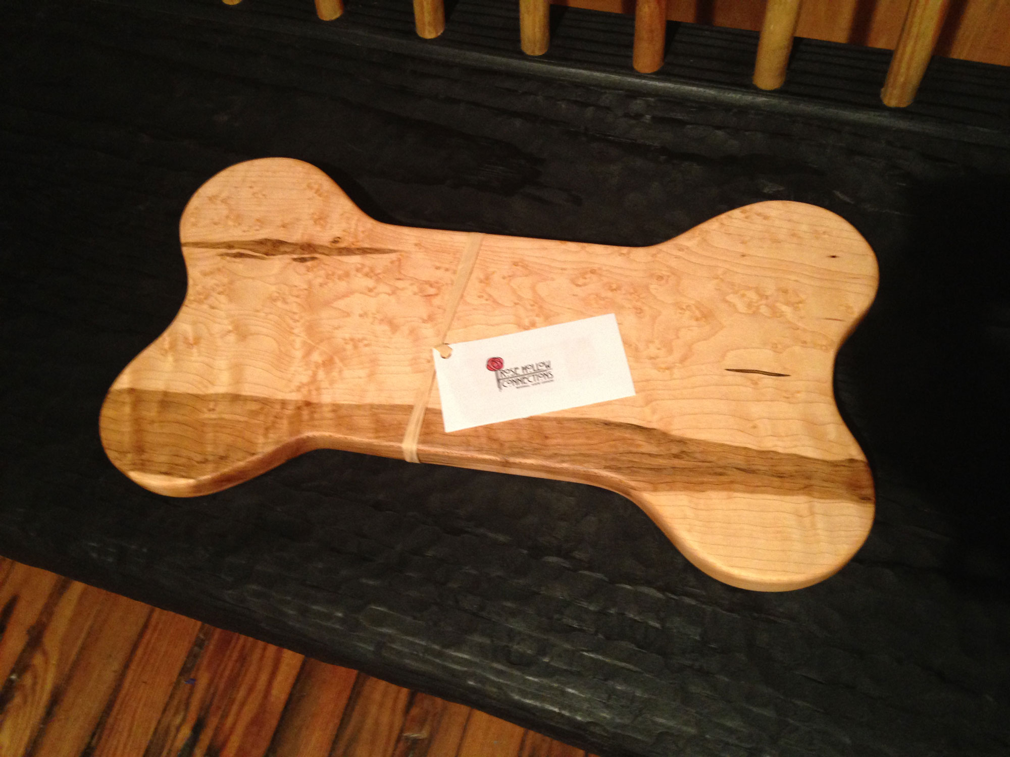 Custom Dog Bone Cutting Board