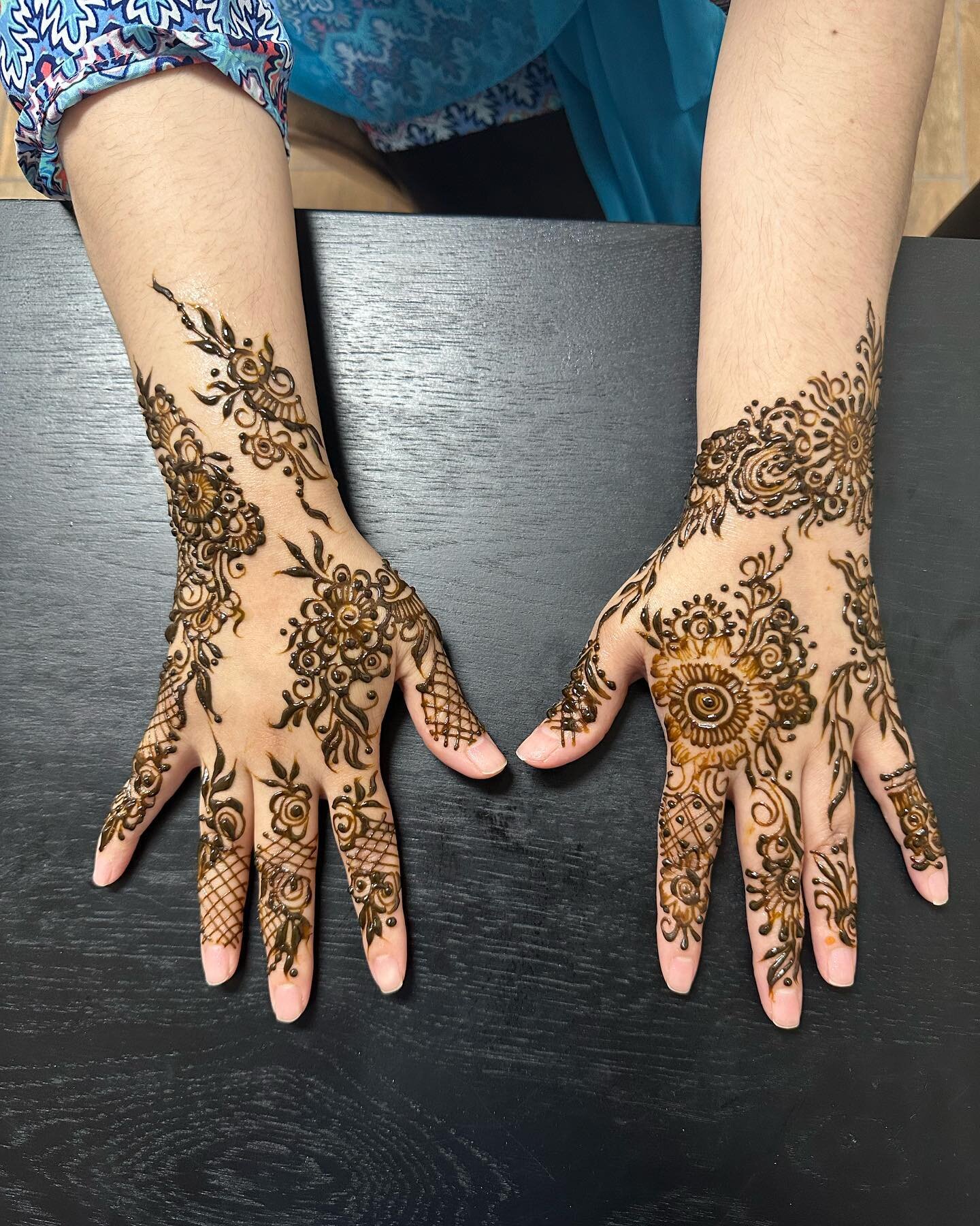 Eid Mubarak to all! When I decided to become a henna artist, I didn&rsquo;t realize that instead of spending time with my family, I&rsquo;m going to be doing henna for every Eid. It&rsquo;s hard, but it&rsquo;s a blessing at the same time. I get to b
