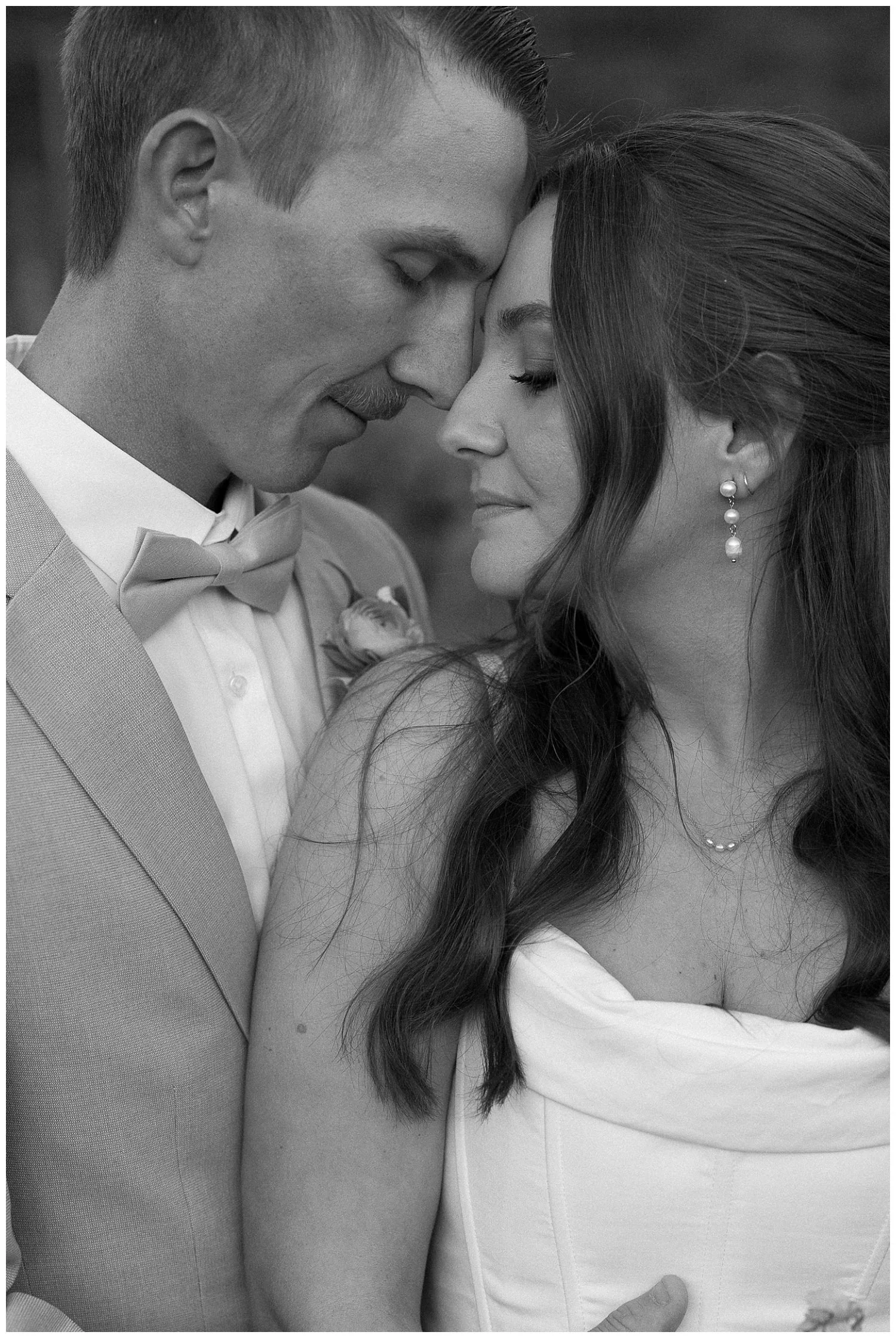 O'Reilly's Canungra Valley Vineyards wedding captured by Scenic Rim and Gold Coast wedding photographer