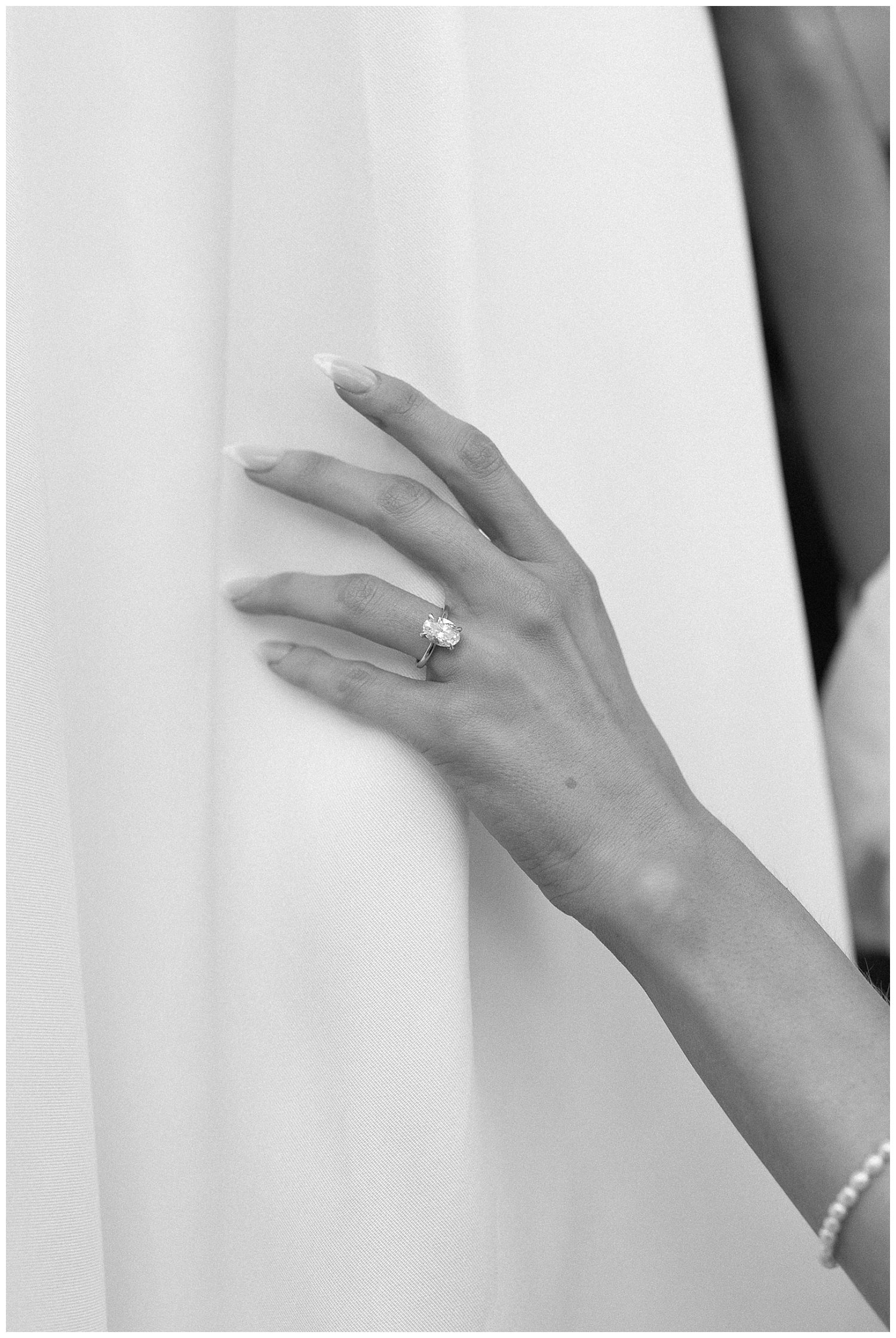Gold-Coast-wedding-photographer-captures-Summergrove-Estate-wedding-in Northern-Rivers-NSW (12).jpg